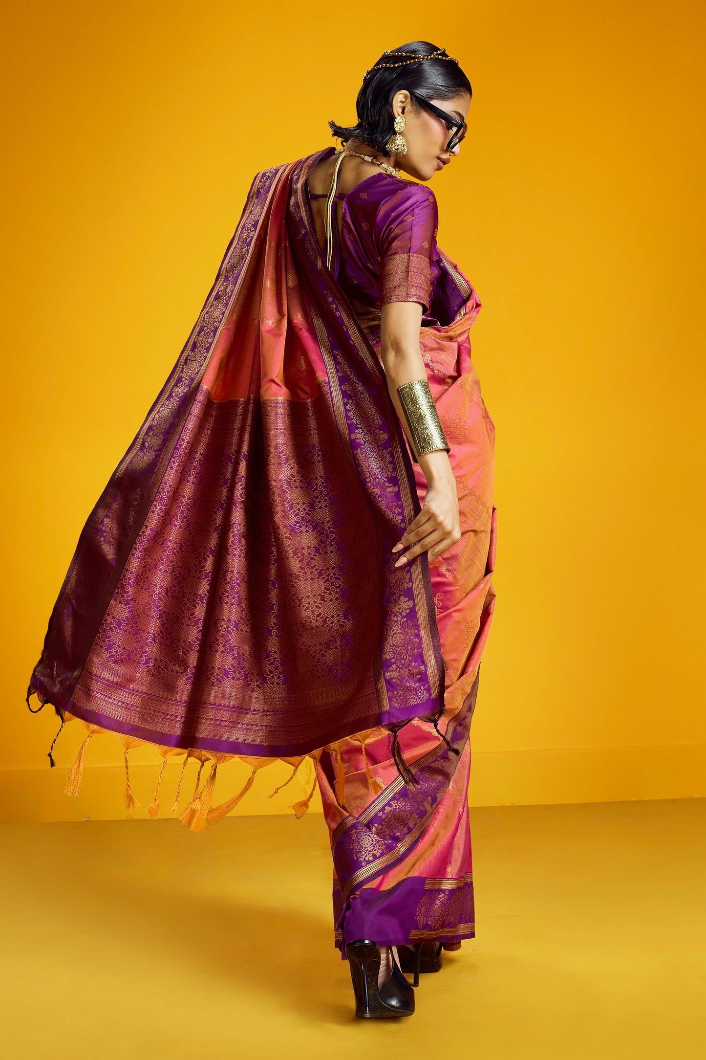 Pink Woven Silk Saree-SAR12365_4_SareeButa.com