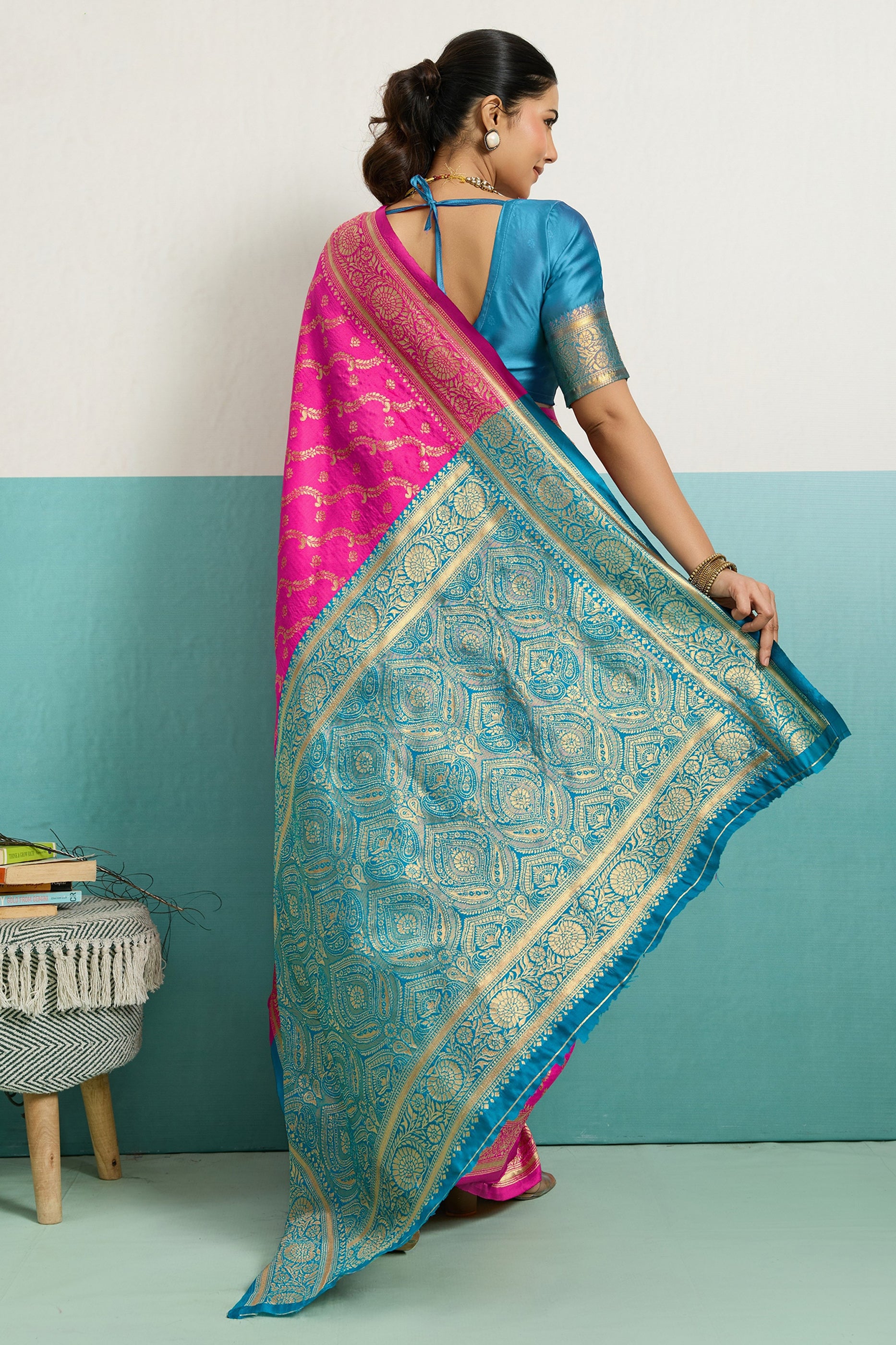 Pink Woven Silk Saree-SAR12514_3_SareeButa.com