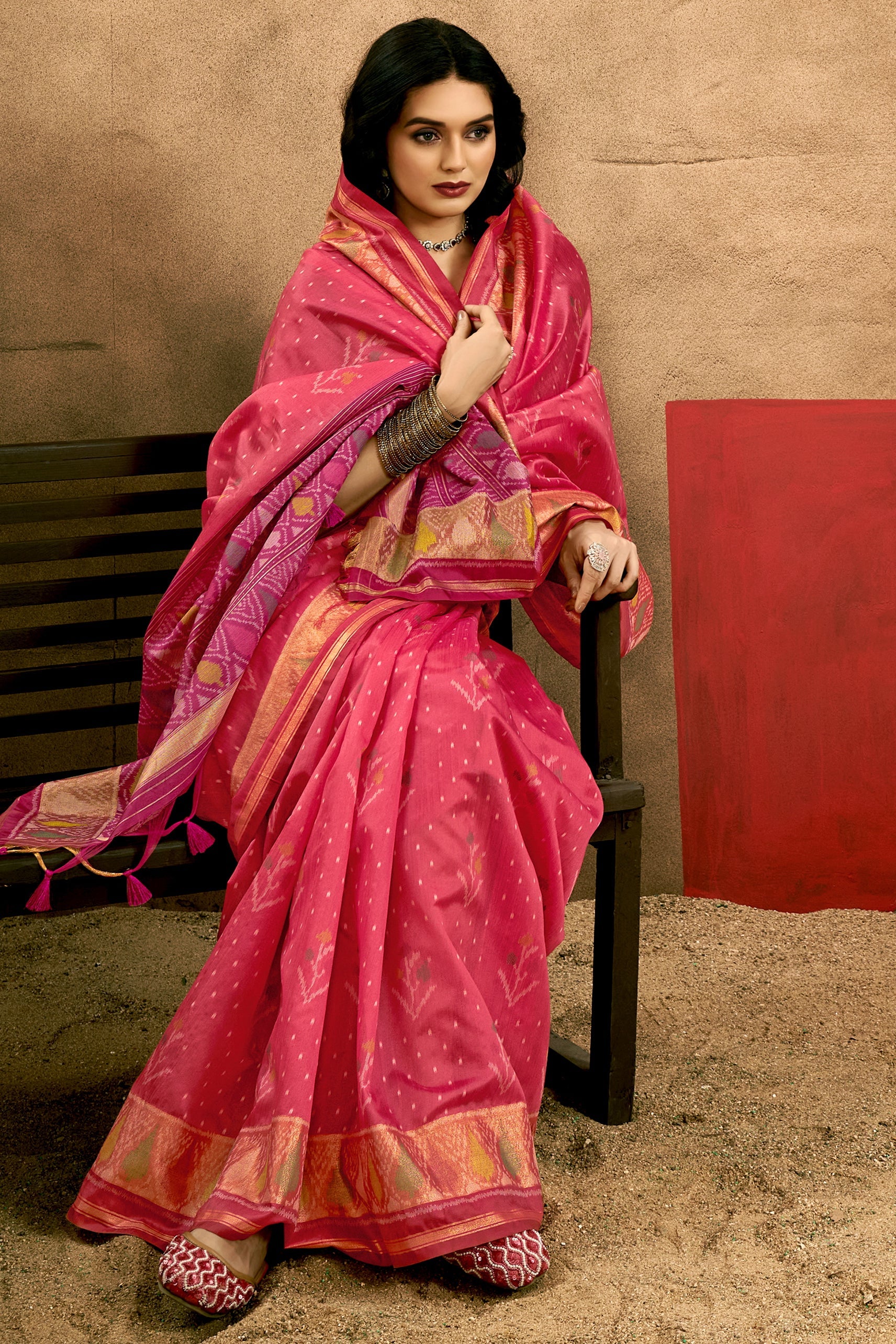 Pink Woven Silk Saree With Patola Pallu-ZB133516_3_SareeButa.com