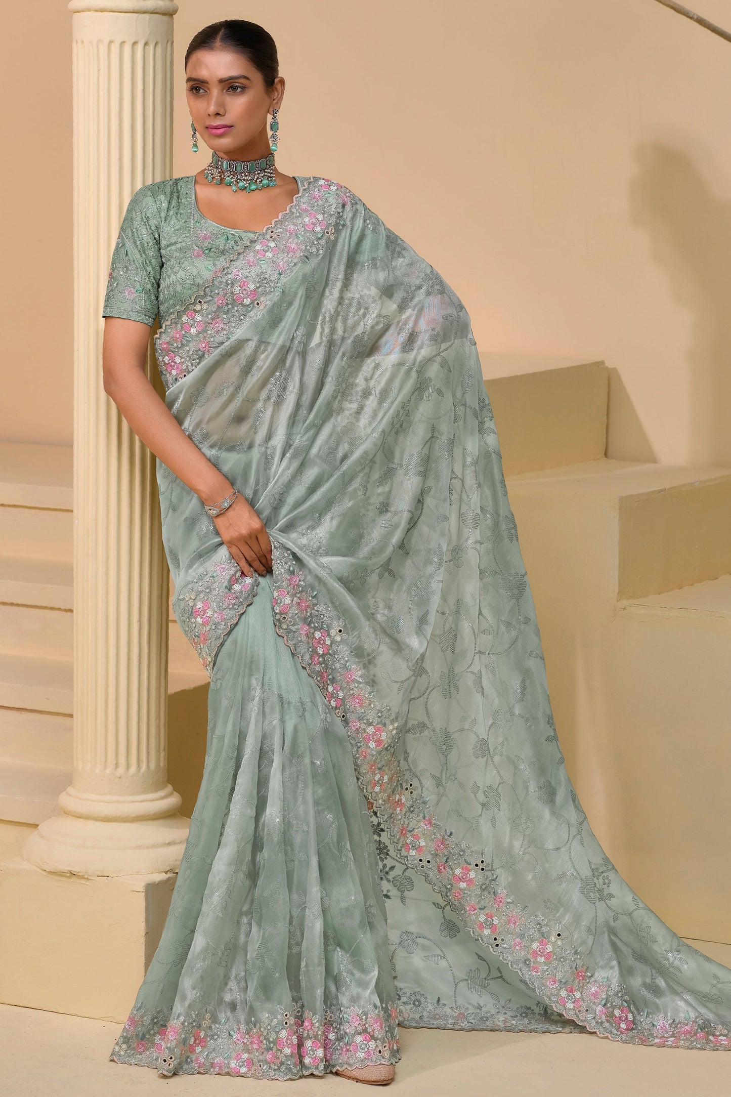 pista-green-pure-banarasi-tuscany-saree-zb132778_3_SareeButa.com