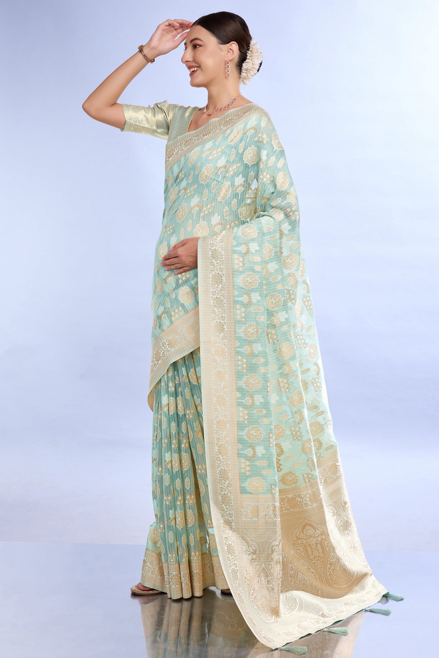 Pista Green Woven Organza Saree-ZB132170_3