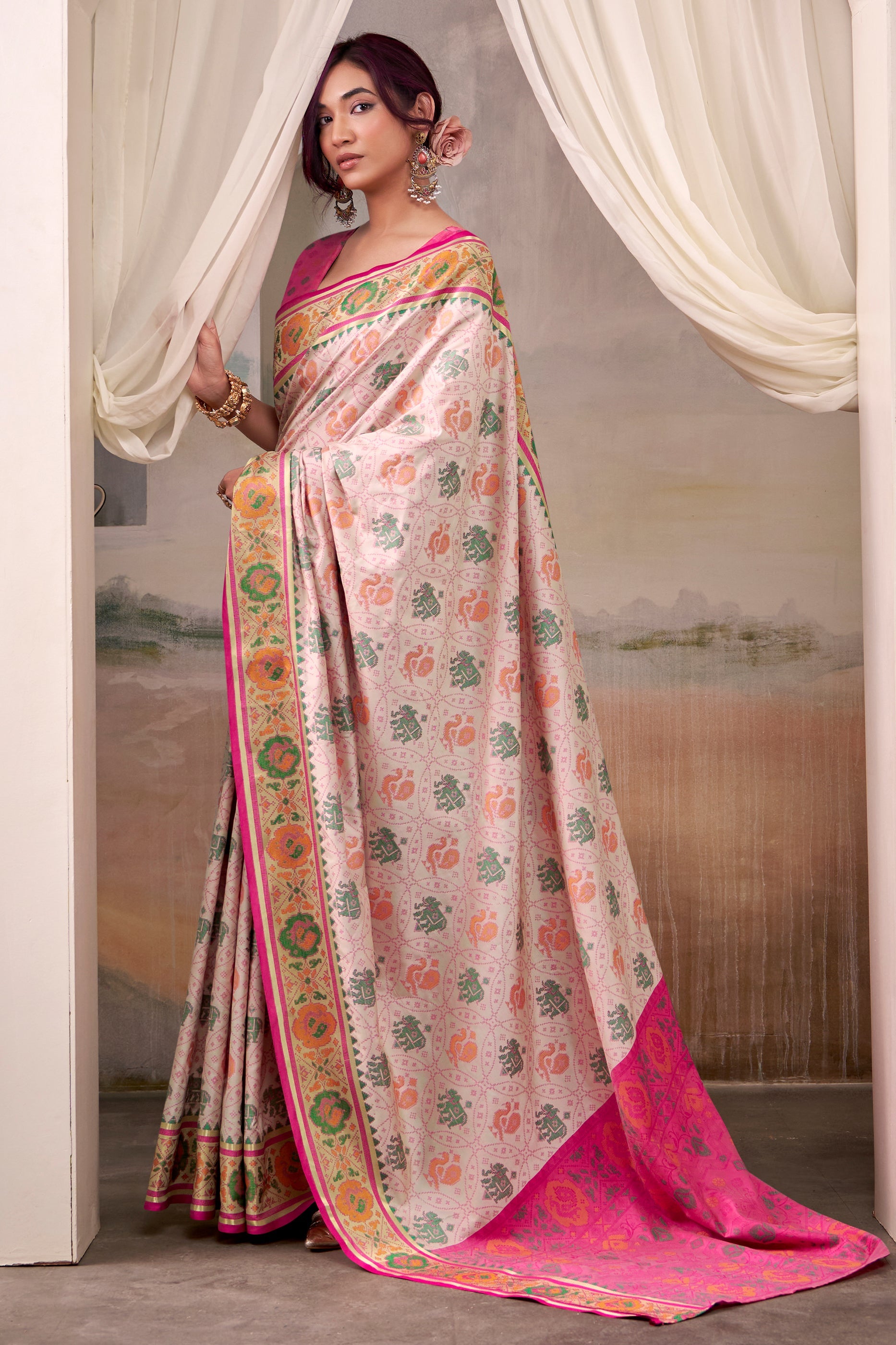 Powder Pink Woven Patola Silk Saree-SAR10020_4_SareeButa.com