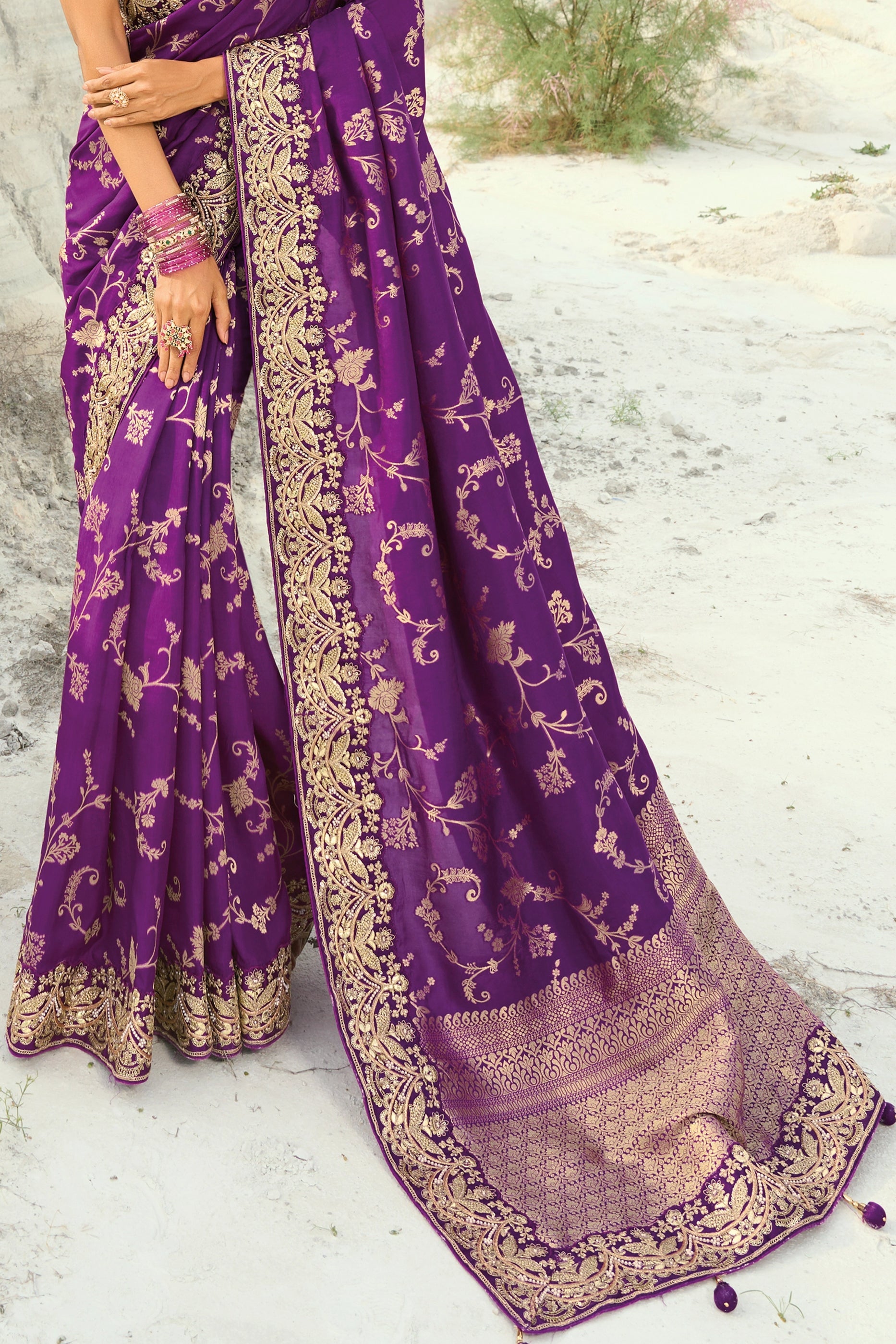 Purple Embroidered Dola Viscose Saree-SAR10822_5_SareeButa.com