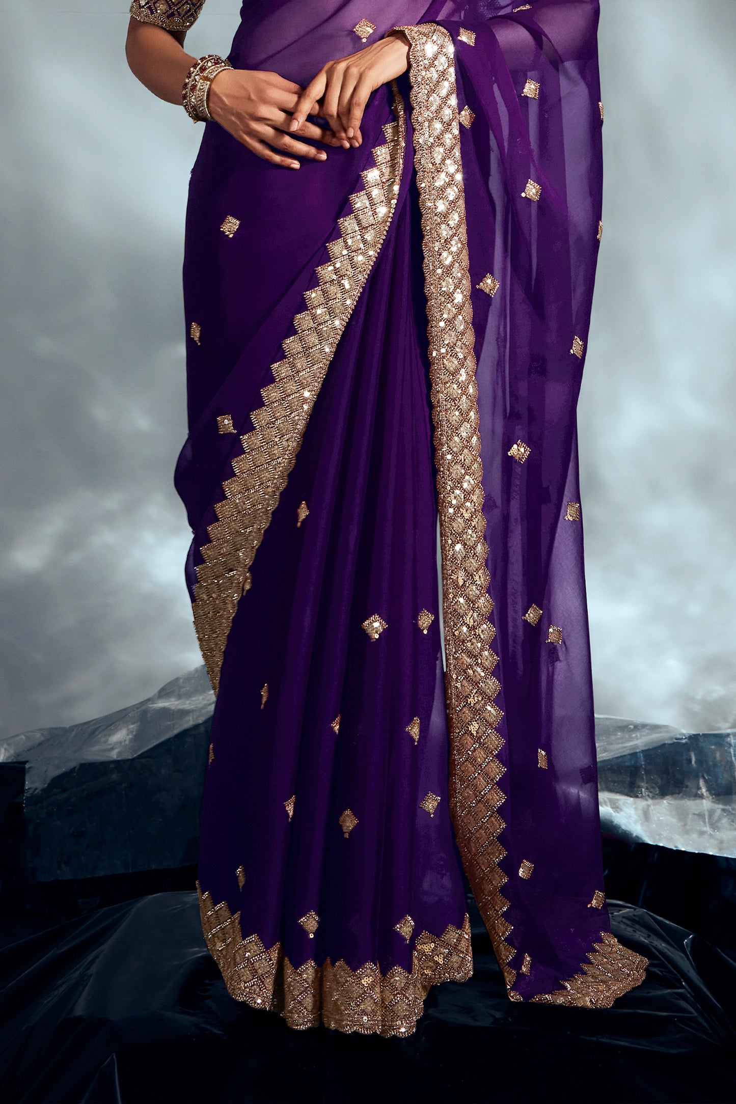 purple-embroidered-organza-silk-saree-sar10213_6_Sareebuta.com