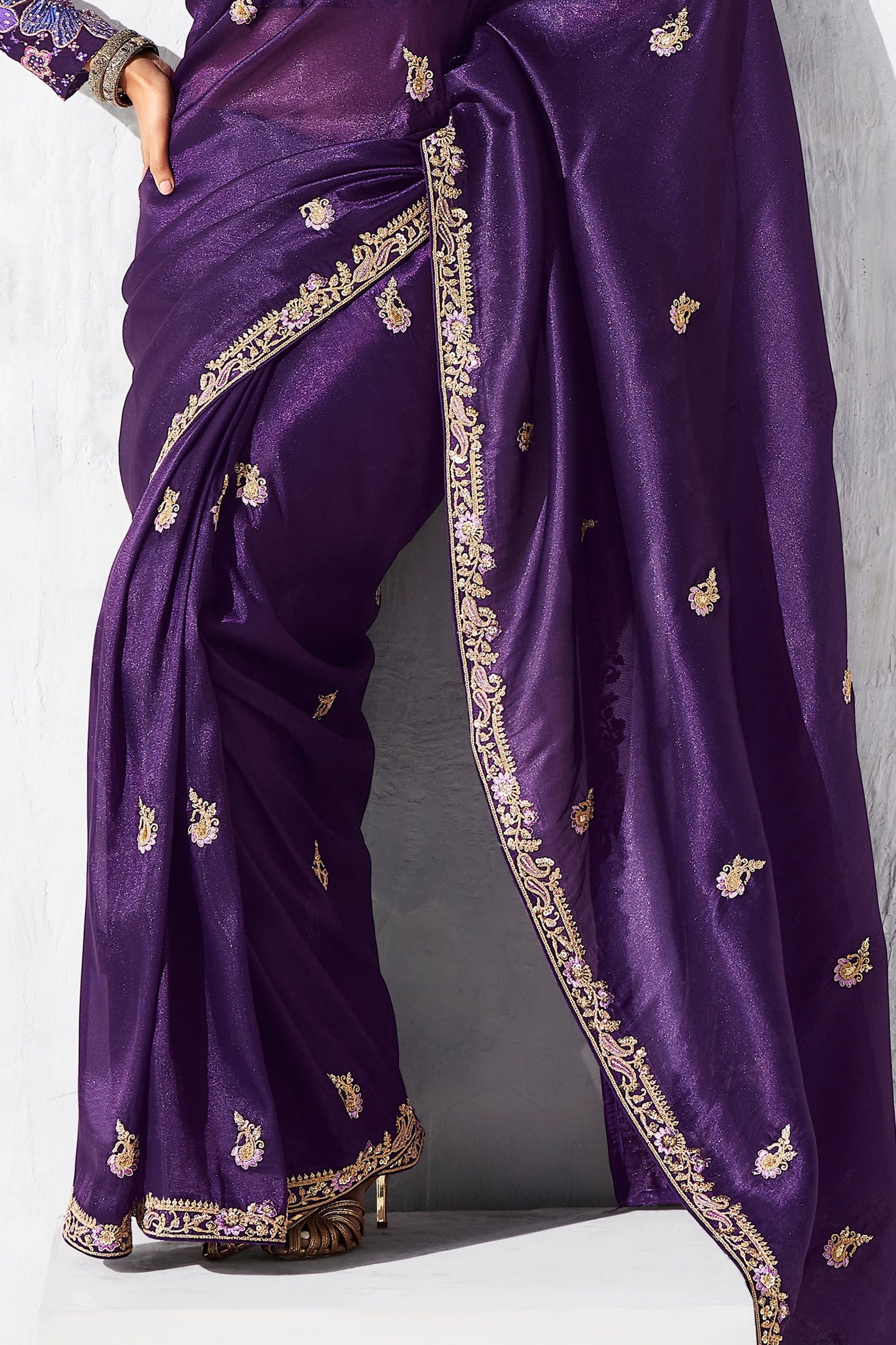 purple-embroidered-tissue-organza-saree-sar10559_6_Sareebuta.com