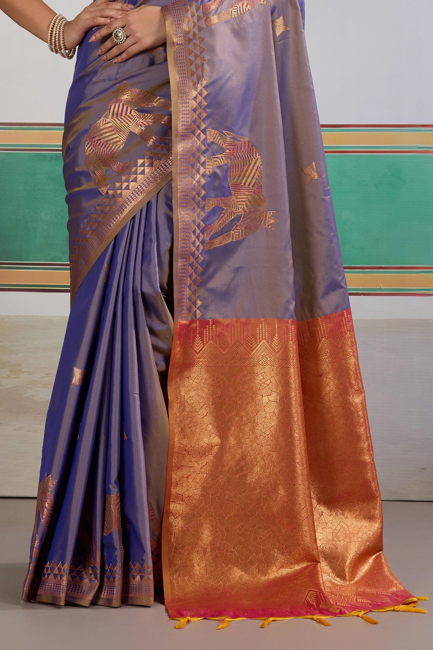 Purple Woven Silk Saree-SAR11469_5_SareeButa.com