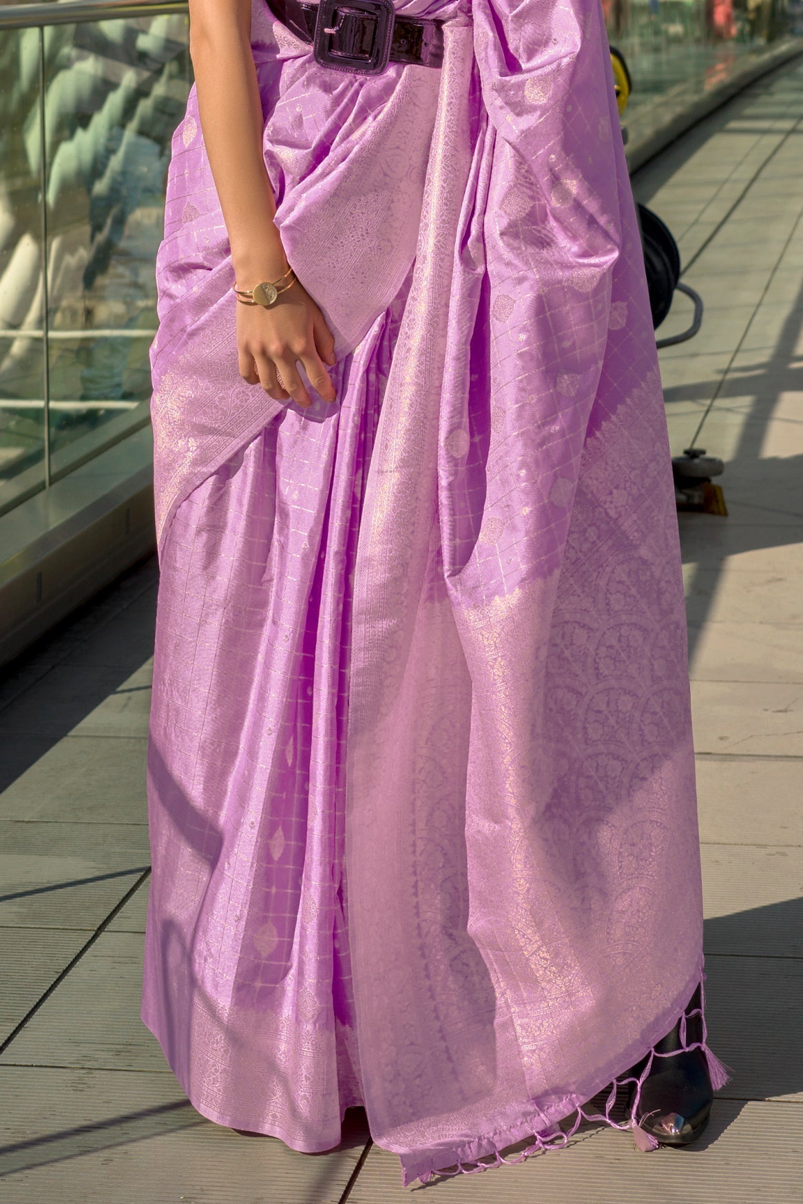 purple-woven-silk-saree-zb132005_3_SareeButa.com