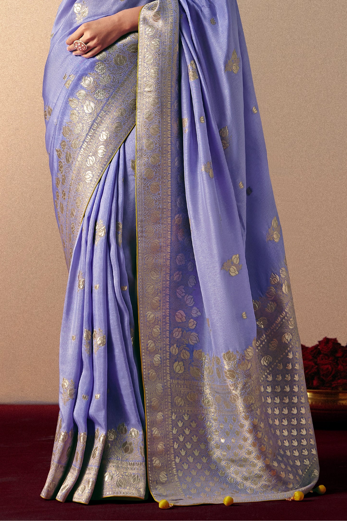purple-woven-viscose-silk-saree-with-brocade-blouse-sar10255_6_Sareebuta.com
