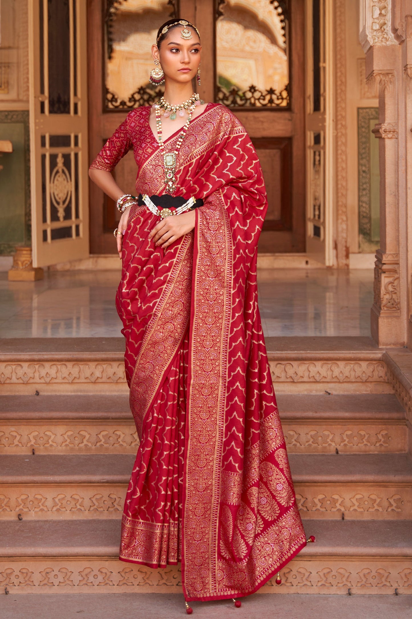 red-banarasi-silk-saree-zb130832_1_SareeButa.com