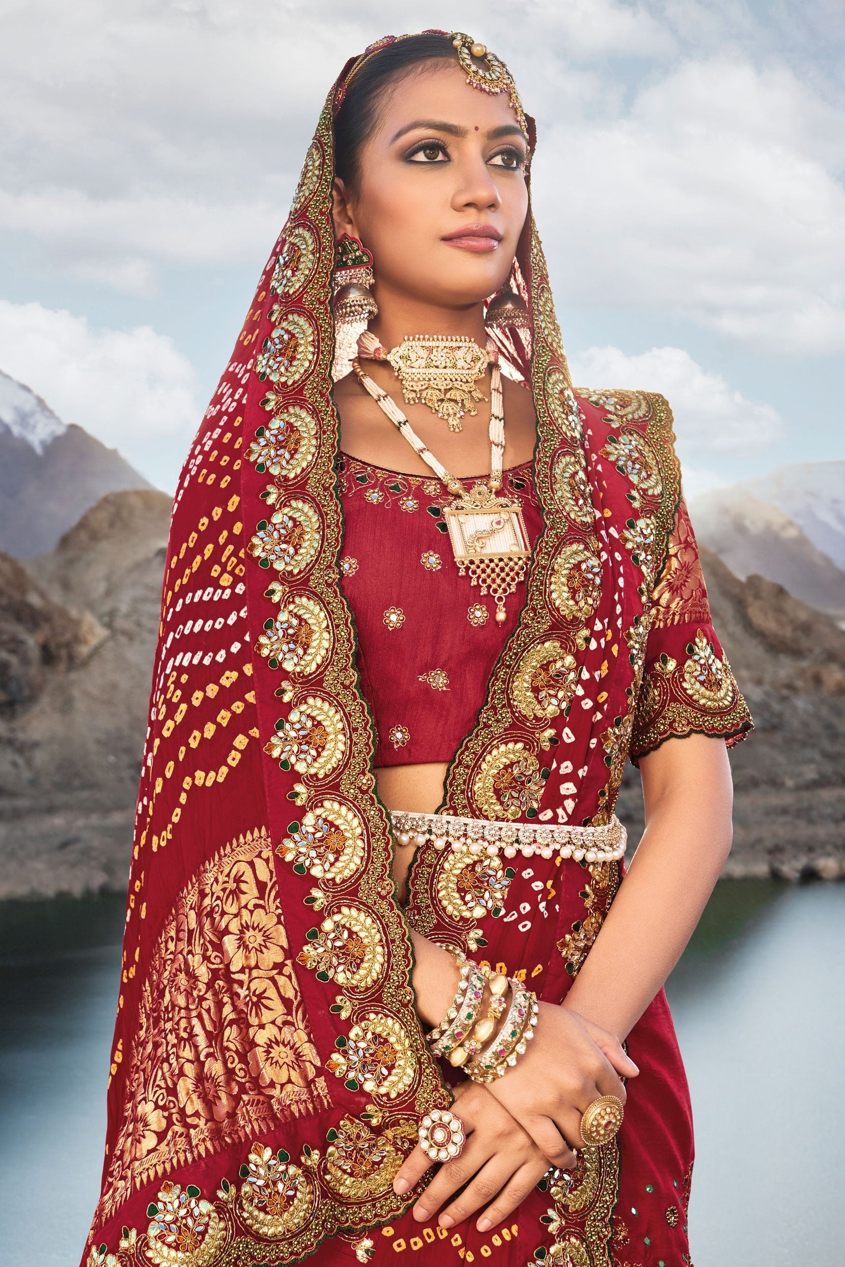 red-pure-gaji-bandhej-saree-zb130770_2_SareeButa.com