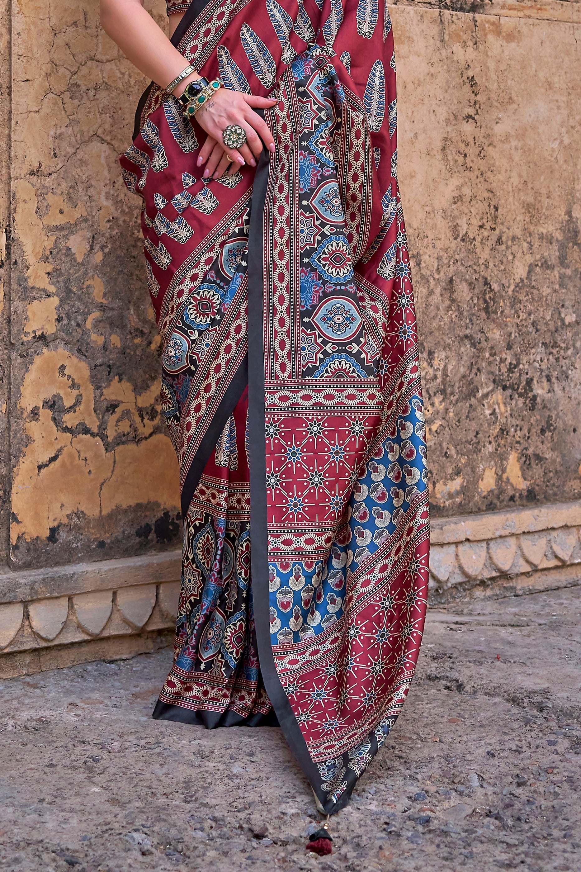 Red Ajarakh Printed Viscose SIlk Saree-SAR10146_4_SareeButa.com