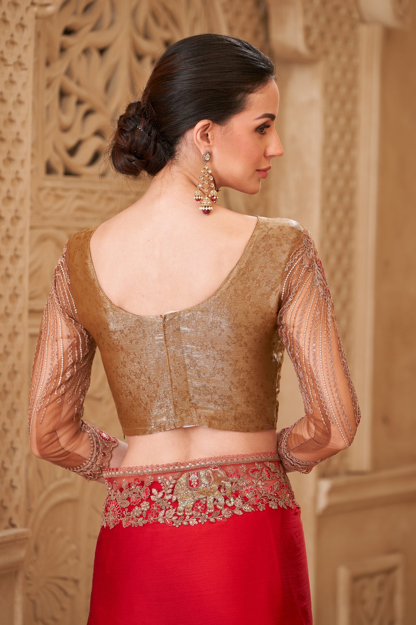 red-embroidered-satin-silk-saree-sar10581_5_Sareebuta.com