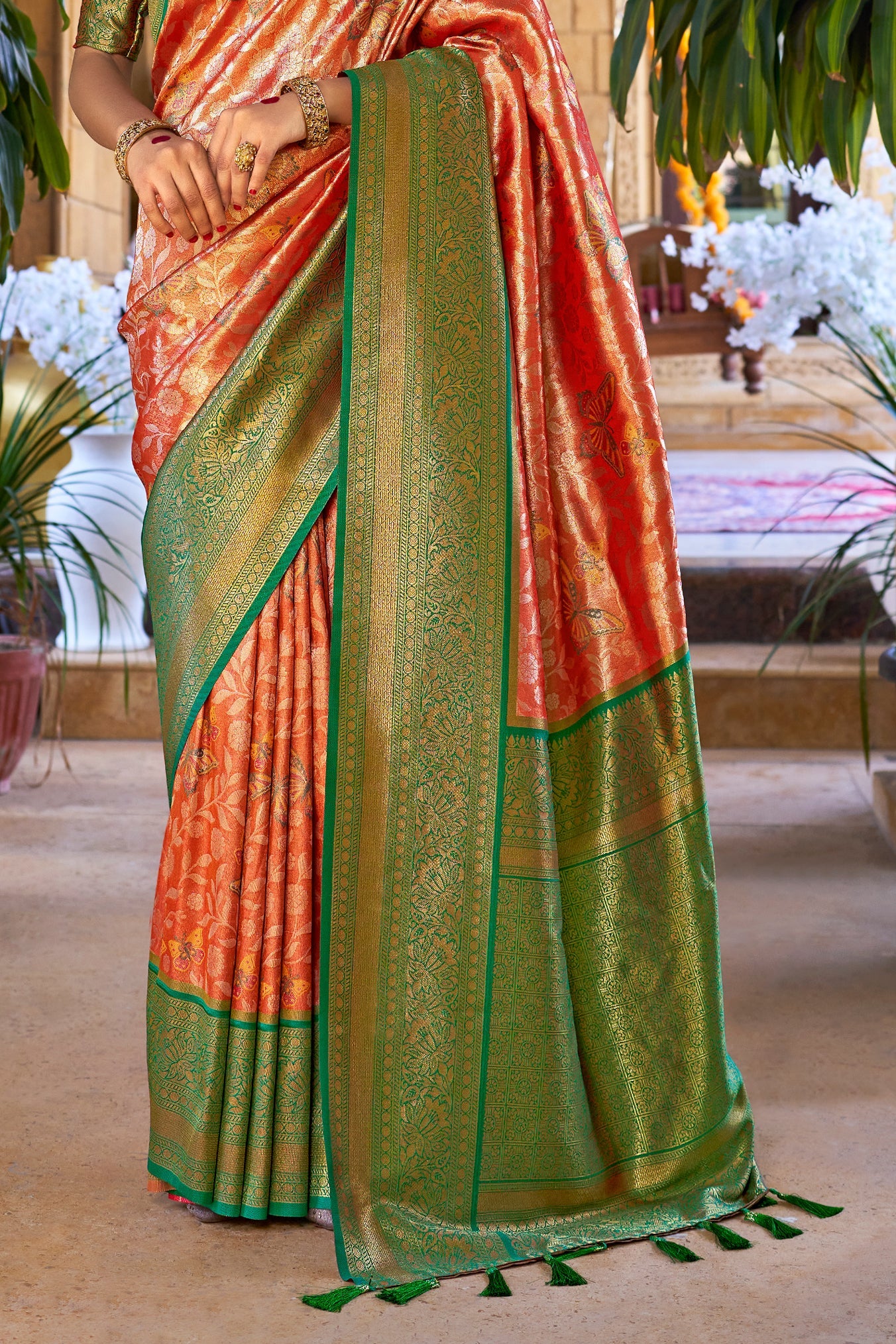 Red Silk Kanjivaram Saree-ZB132332_3