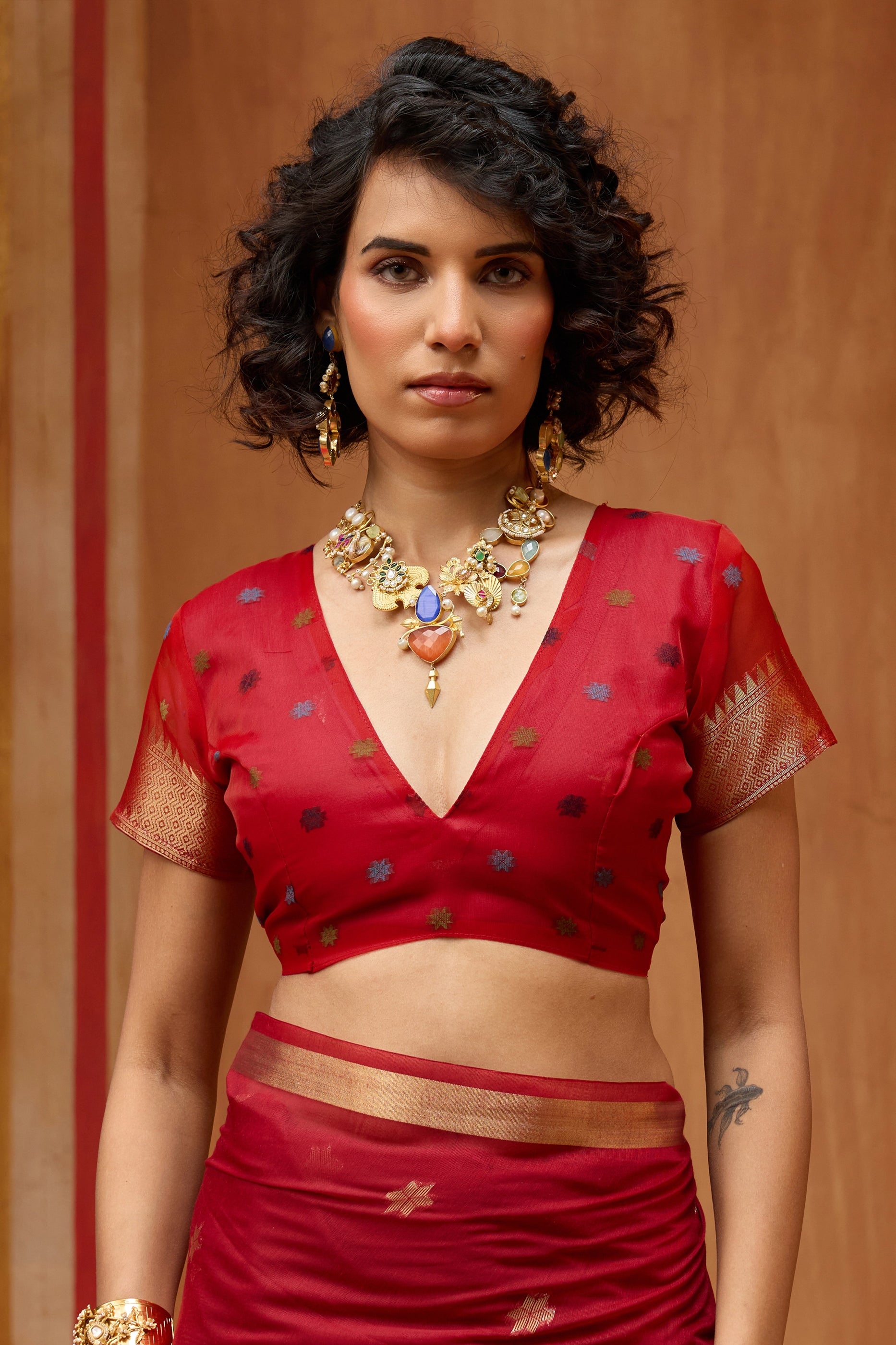 Red Woven Munga Cotton Saree-SAR11932_4_SareeButa.com