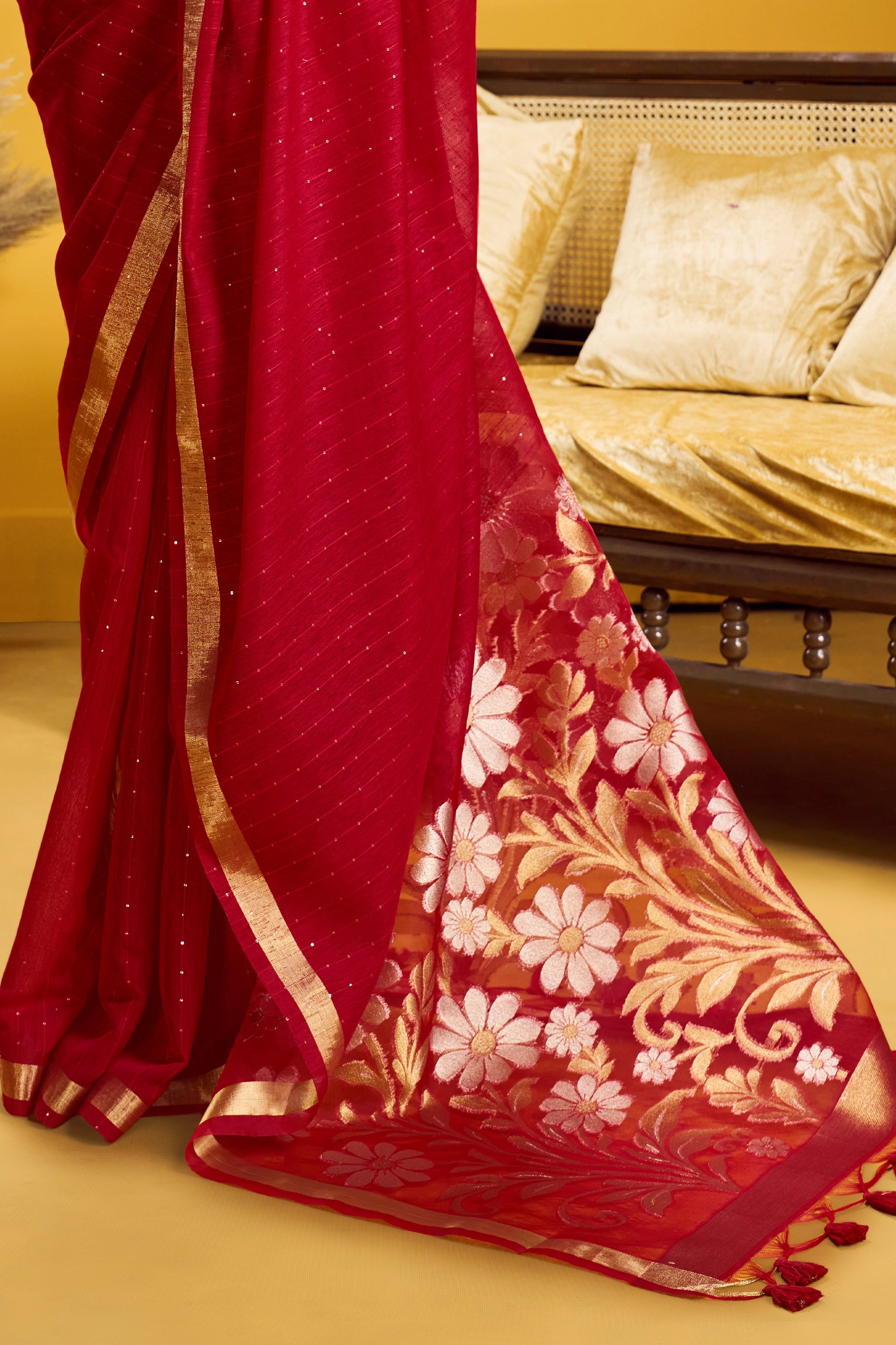 Red Woven Munga Silk Saree-SAR12338_5_SareeButa.com