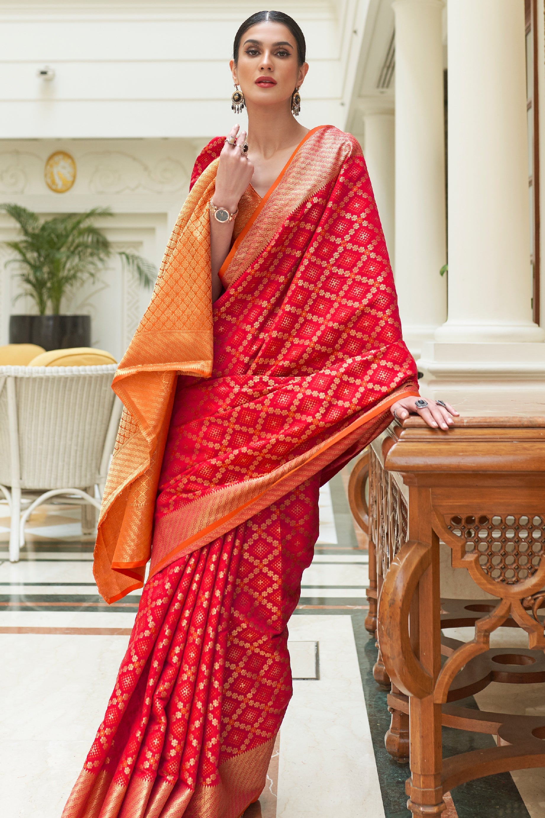 Red Woven Patola Silk Saree-ZB133891_3_SareeButa.com