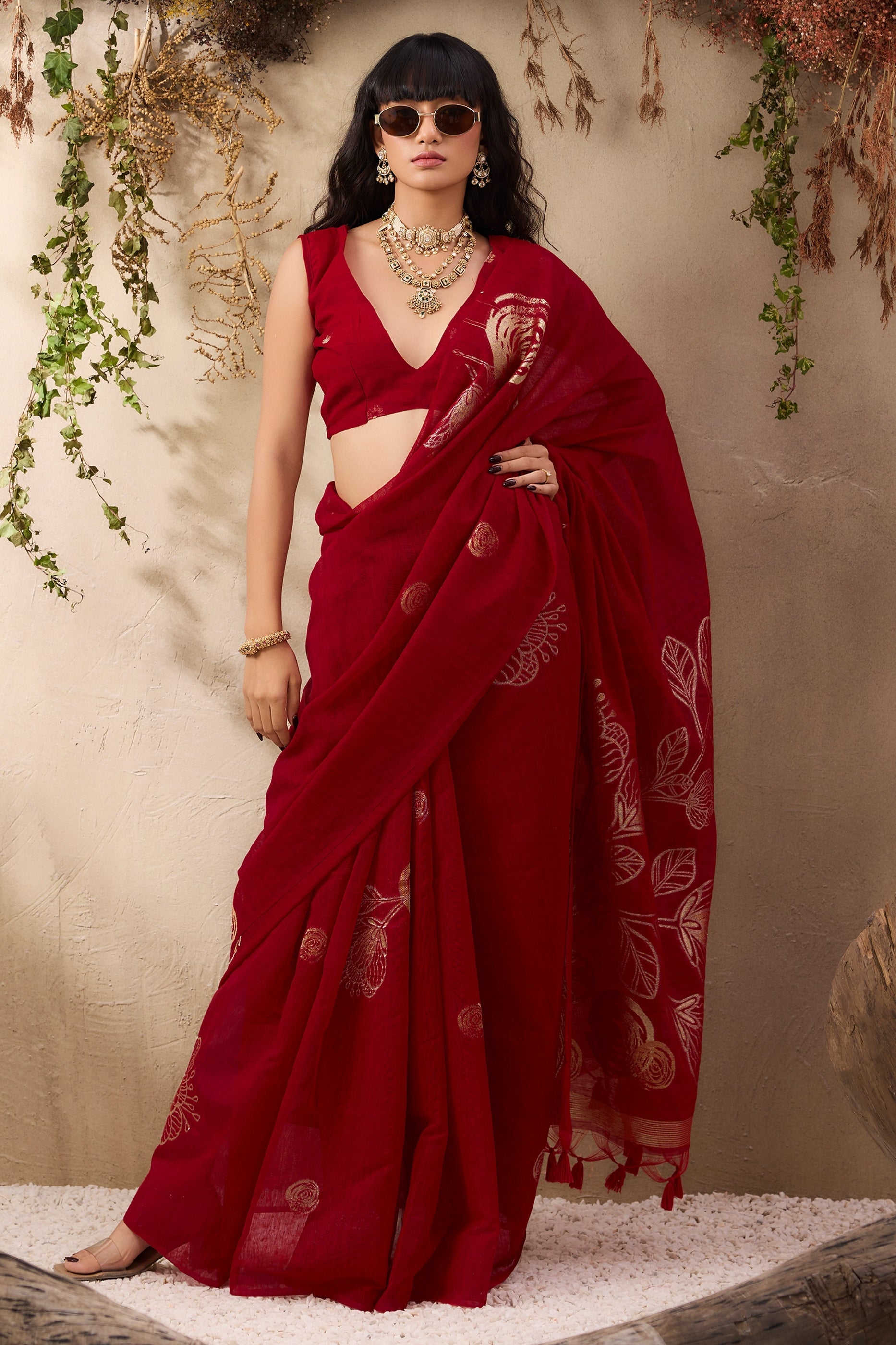 Red Woven Silk Saree-SAR11222_3_SareeButa.com