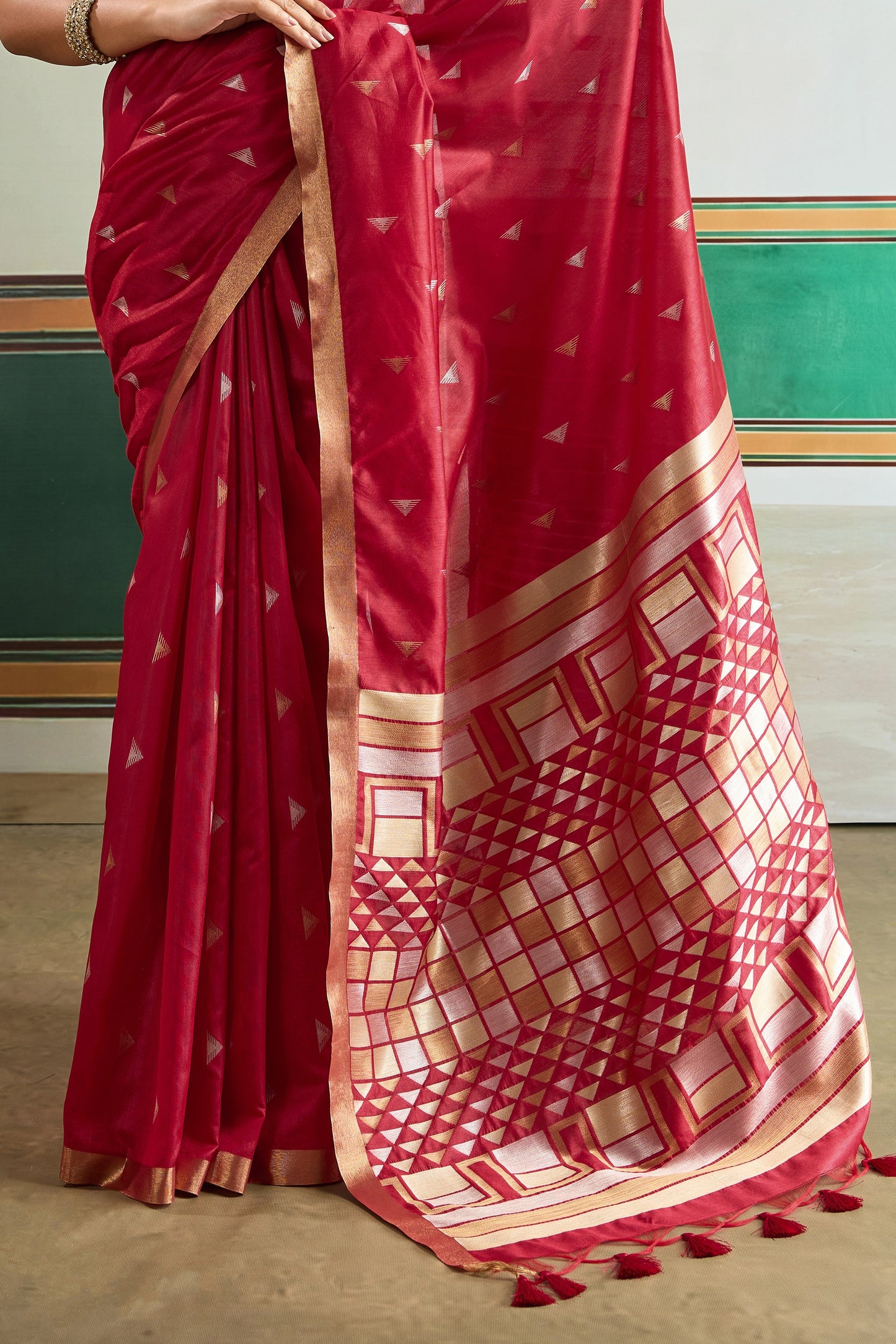 Red Woven Silk Saree-SAR12405_5_SareeButa.com