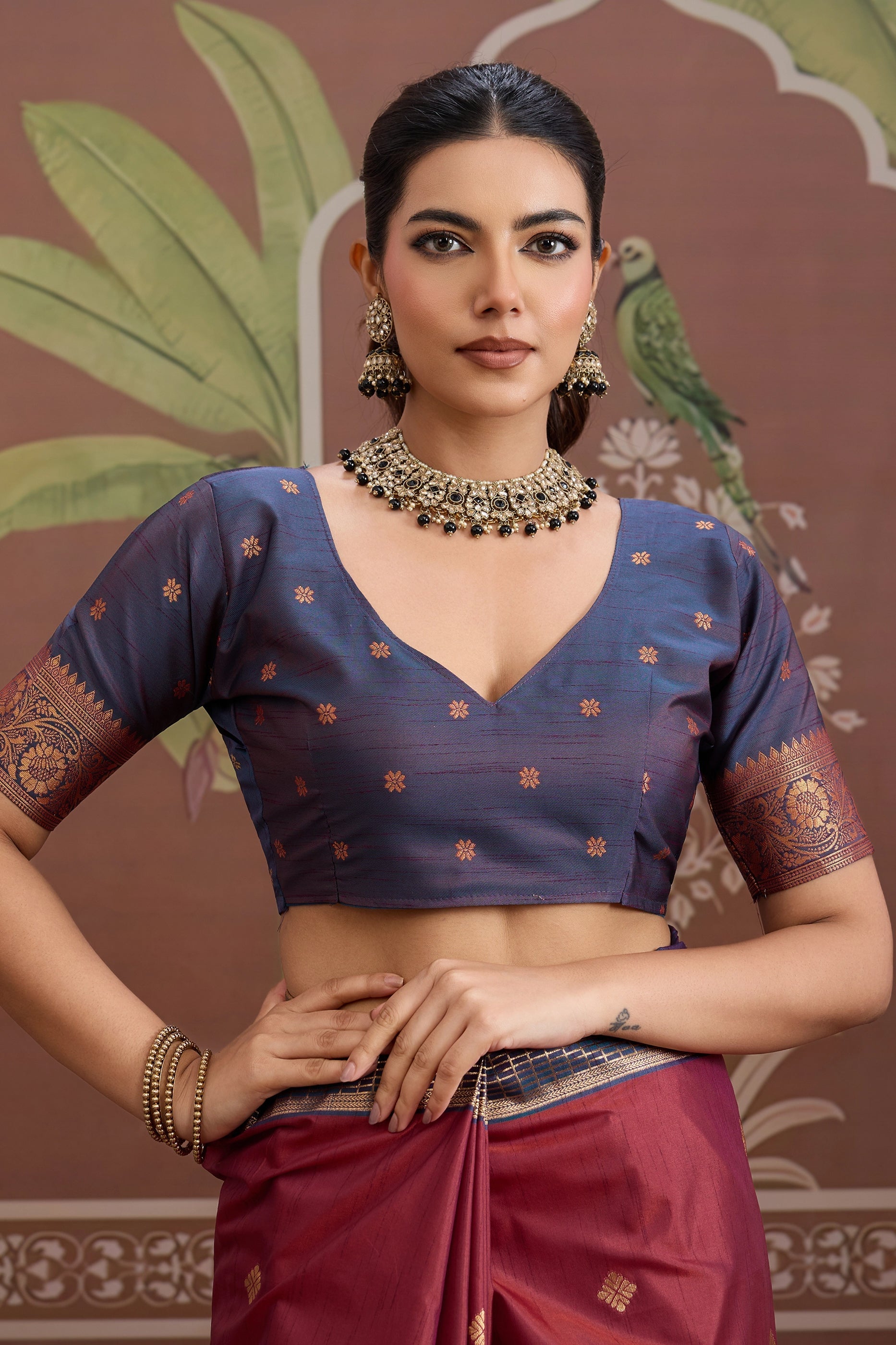 Red Woven Tussar Silk Saree-SAR11205_4_SareeButa.com