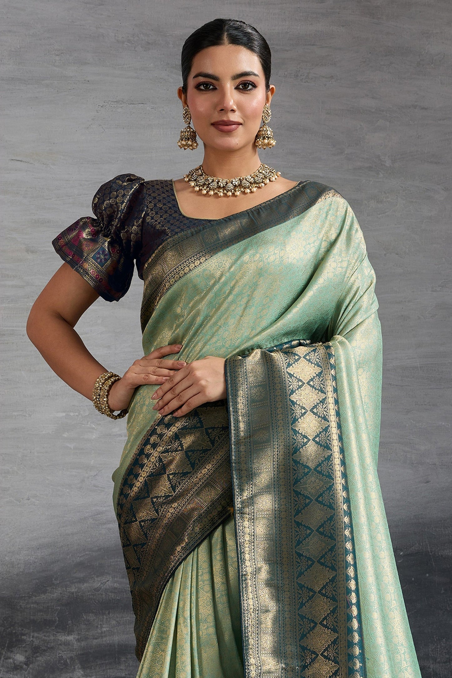 Sage Green Woven Kanjivaram Silk Saree-SAR10484_4_SareeButa.com