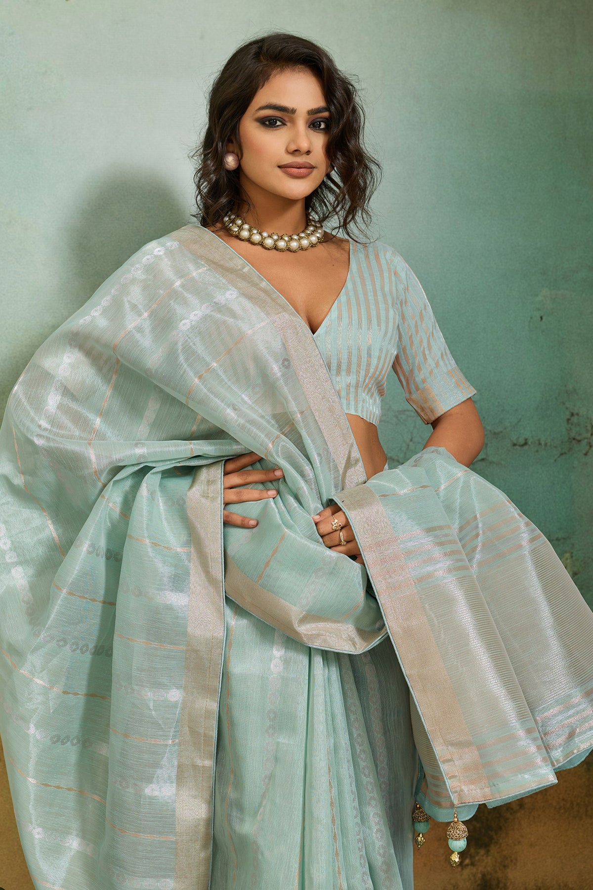 Sea Green Woven Tissue Linen Saree-SAR12925_2_SareeButa.com
