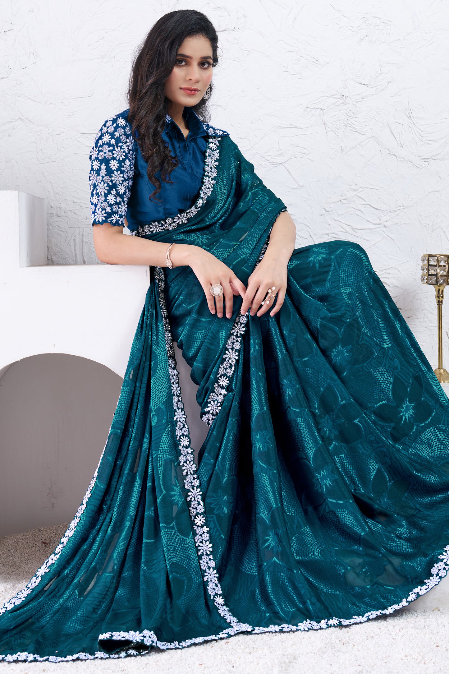 teal-embroidered-georgette-saree-zb133726_3_Sareebuta.com