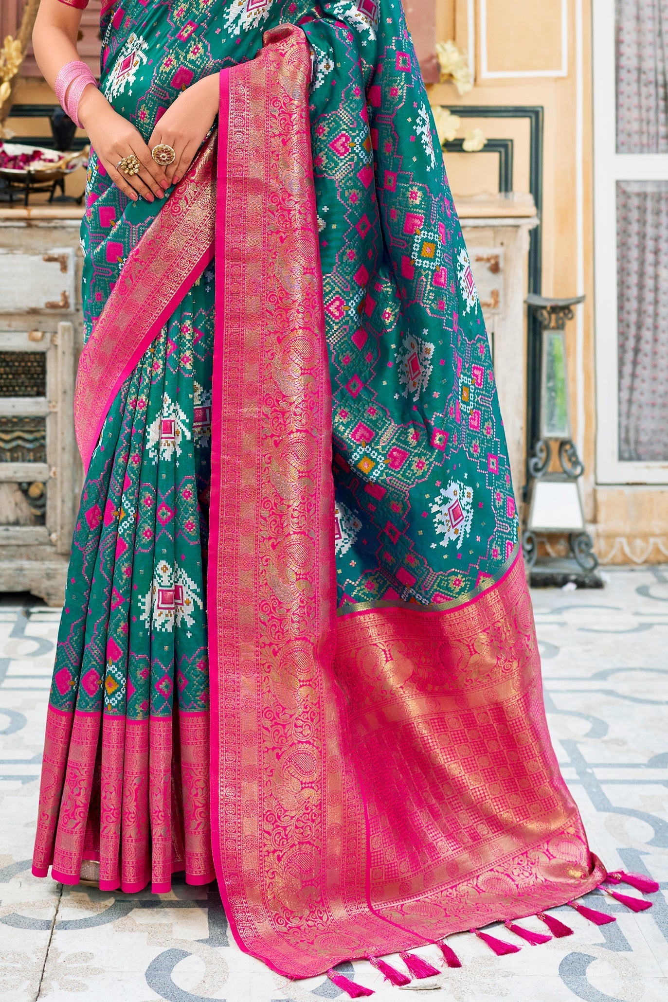 teal-silk-patola-saree-zb132303_3_SareeButa.com