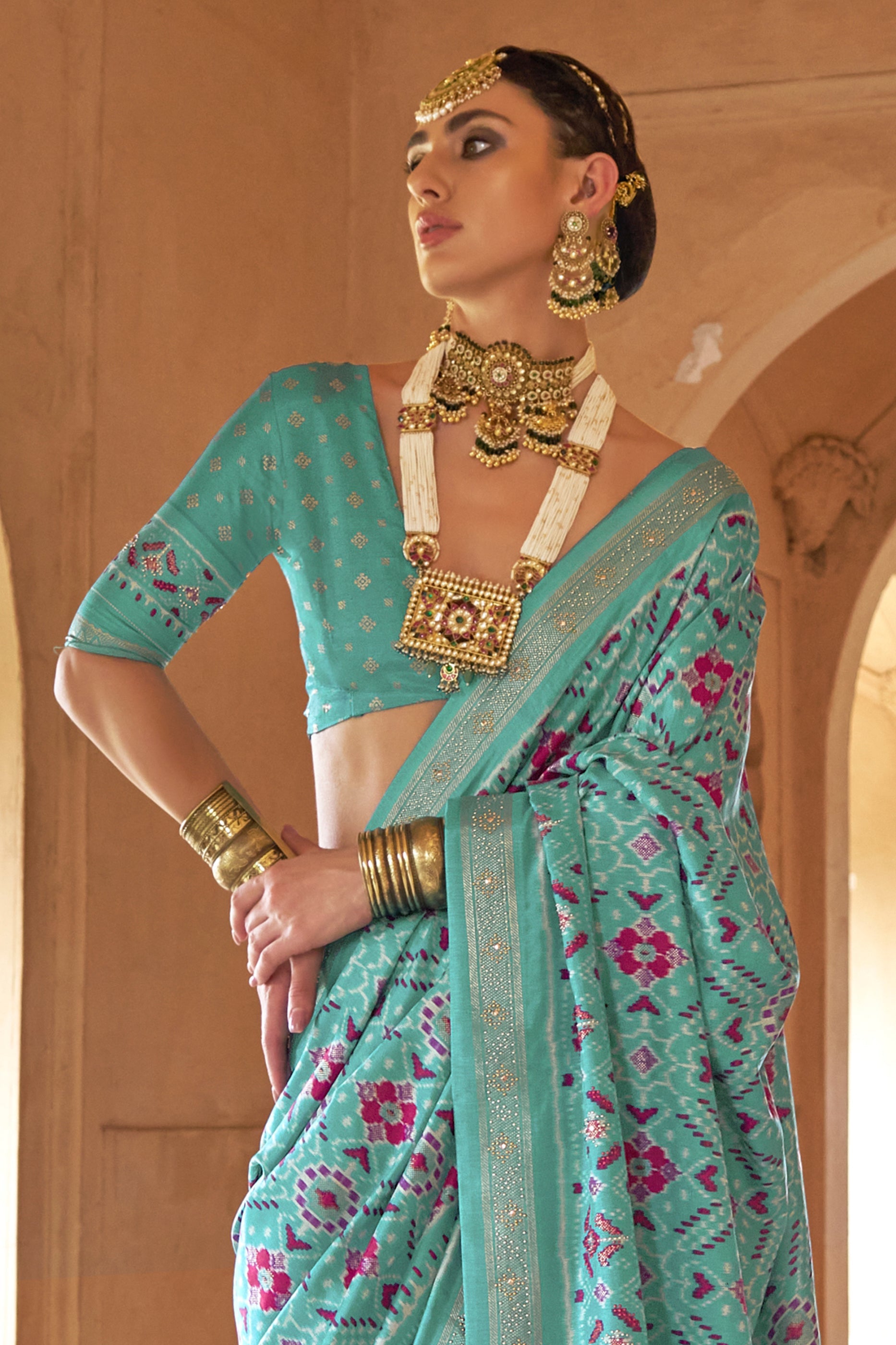 Turquoise Blue Printed Viscose Silk Patola Saree-SAR10196_3_SareeButa.com