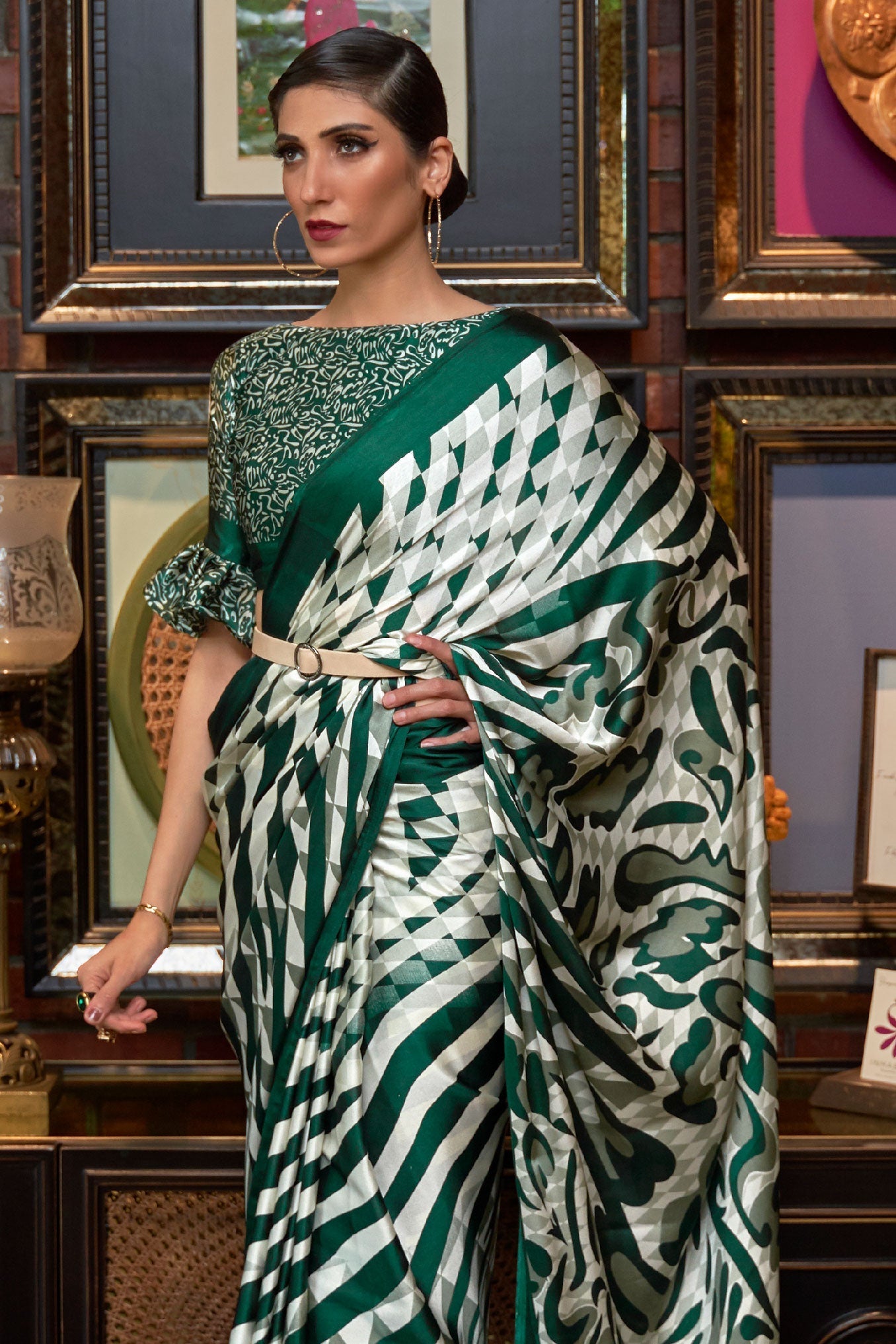 white-printed-crepe-saree-zb140150_2_SareeButa.com