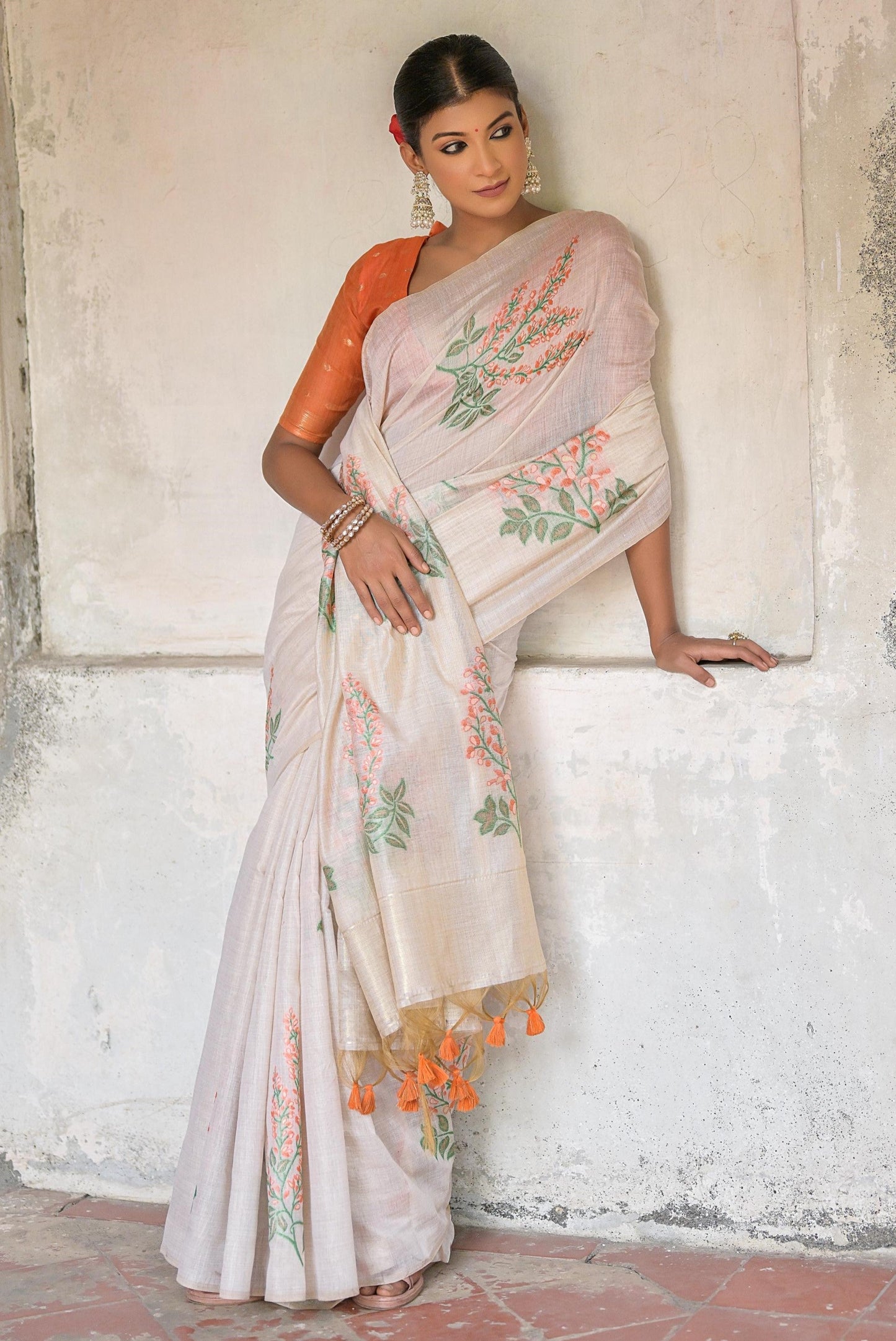 white-printed-muga-cotton-saree-zb130481_3_SareeButa.com