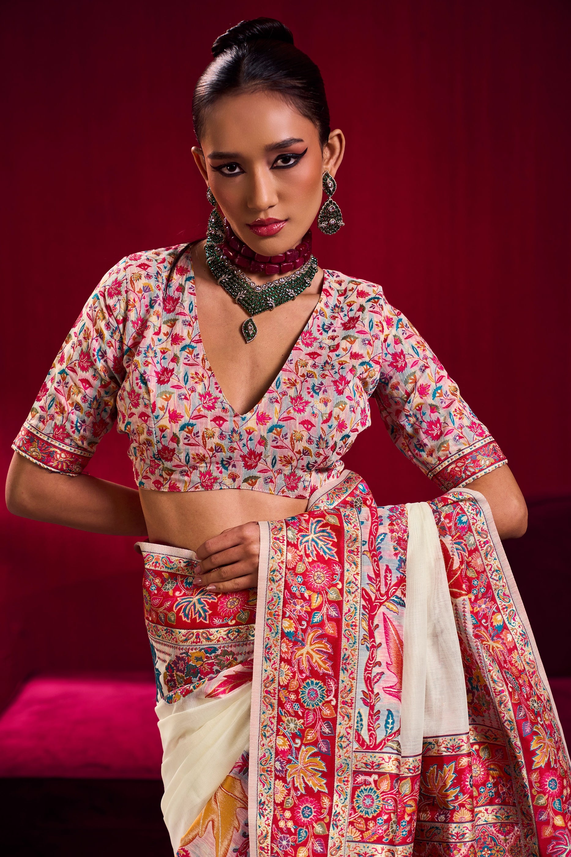 White Woven Kashmiri Jamewar Modal Silk Saree-SAR12361_5_SareeButa.com
