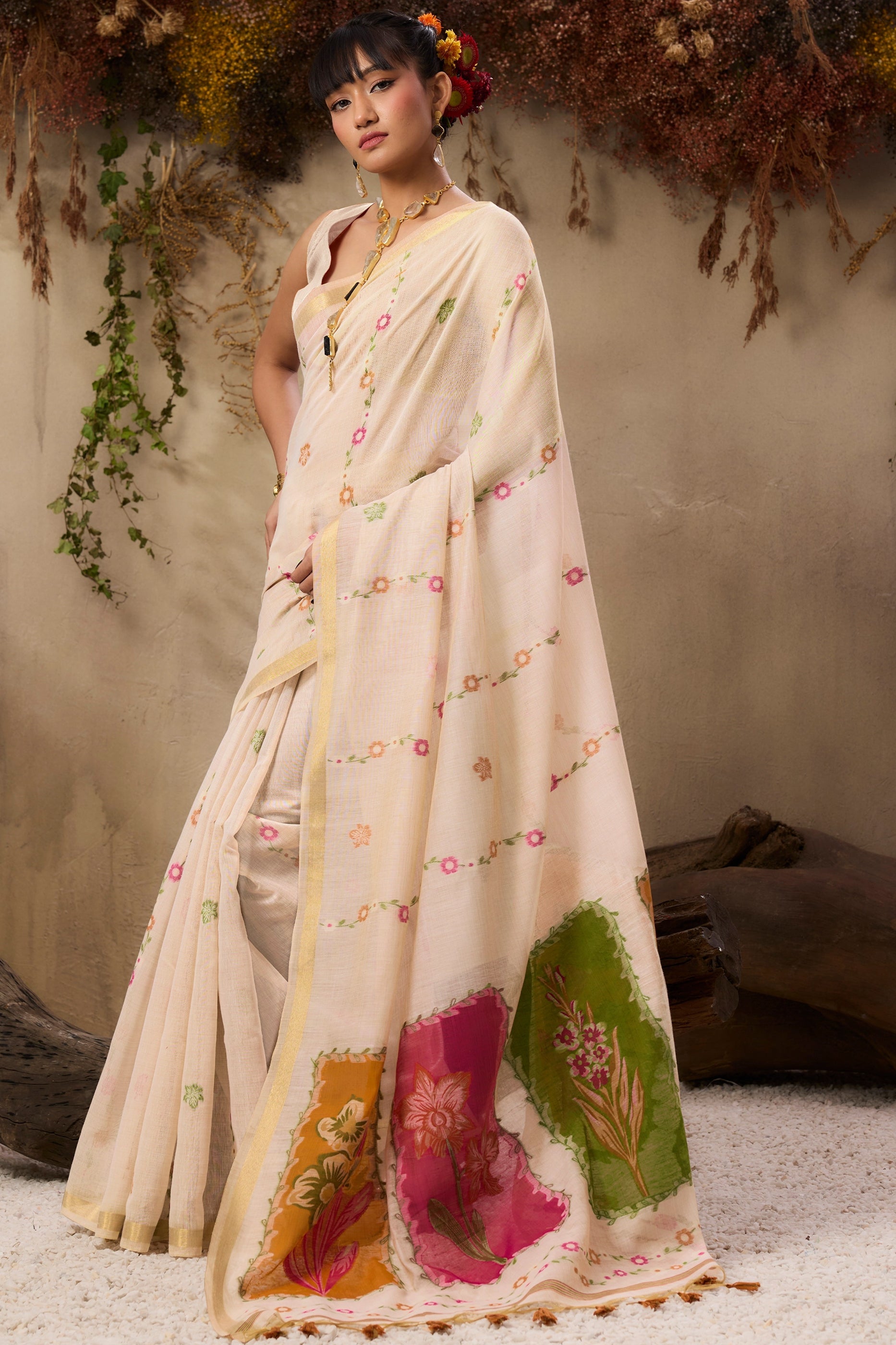 White Woven Munga Cotton Saree-SAR11229_4_SareeButa.com