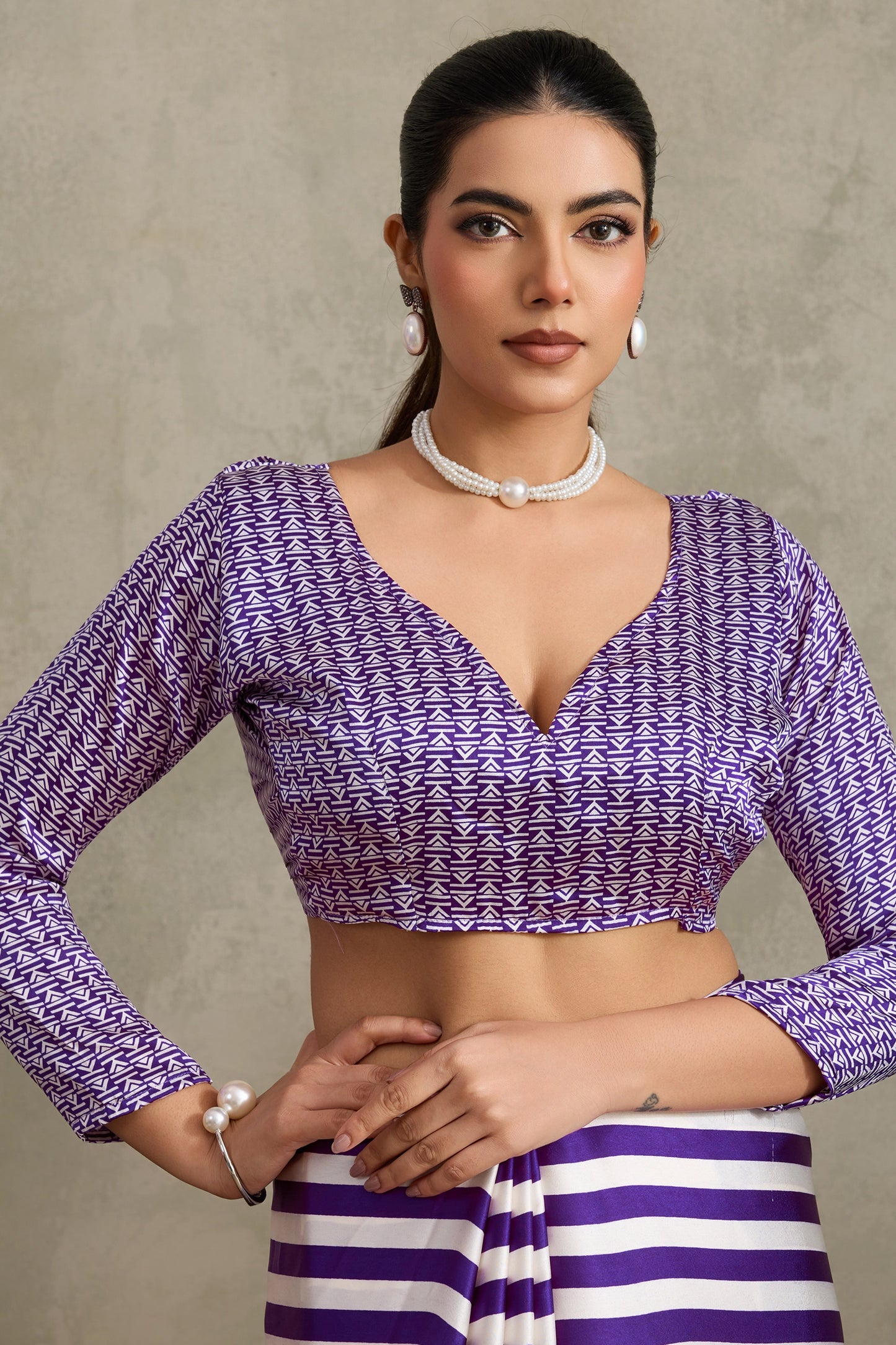 White and Purple Stripe Print Satin Saree-SAR11874_5_SareeButa.com