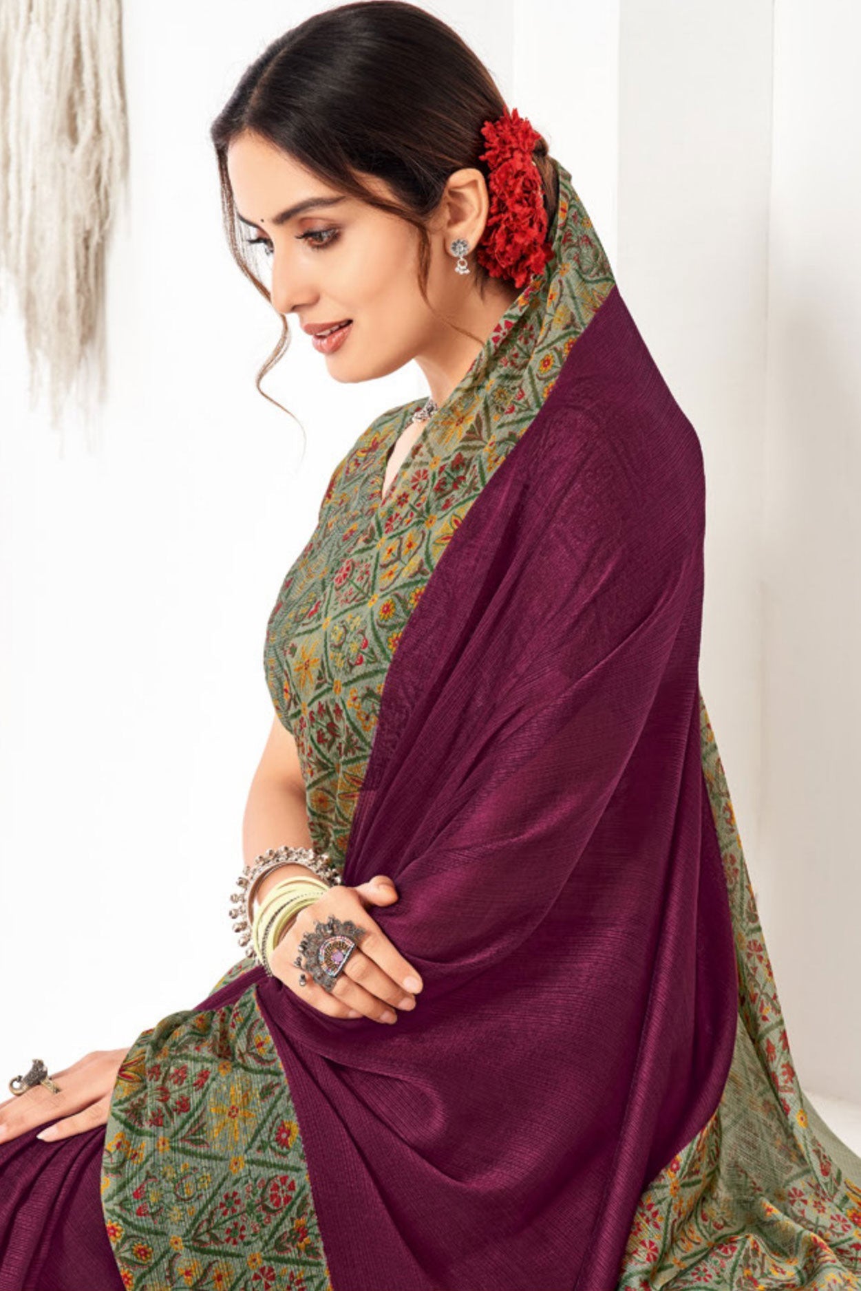 wine-printed-chiffon-saree-zb130921_2_SareeButa.com