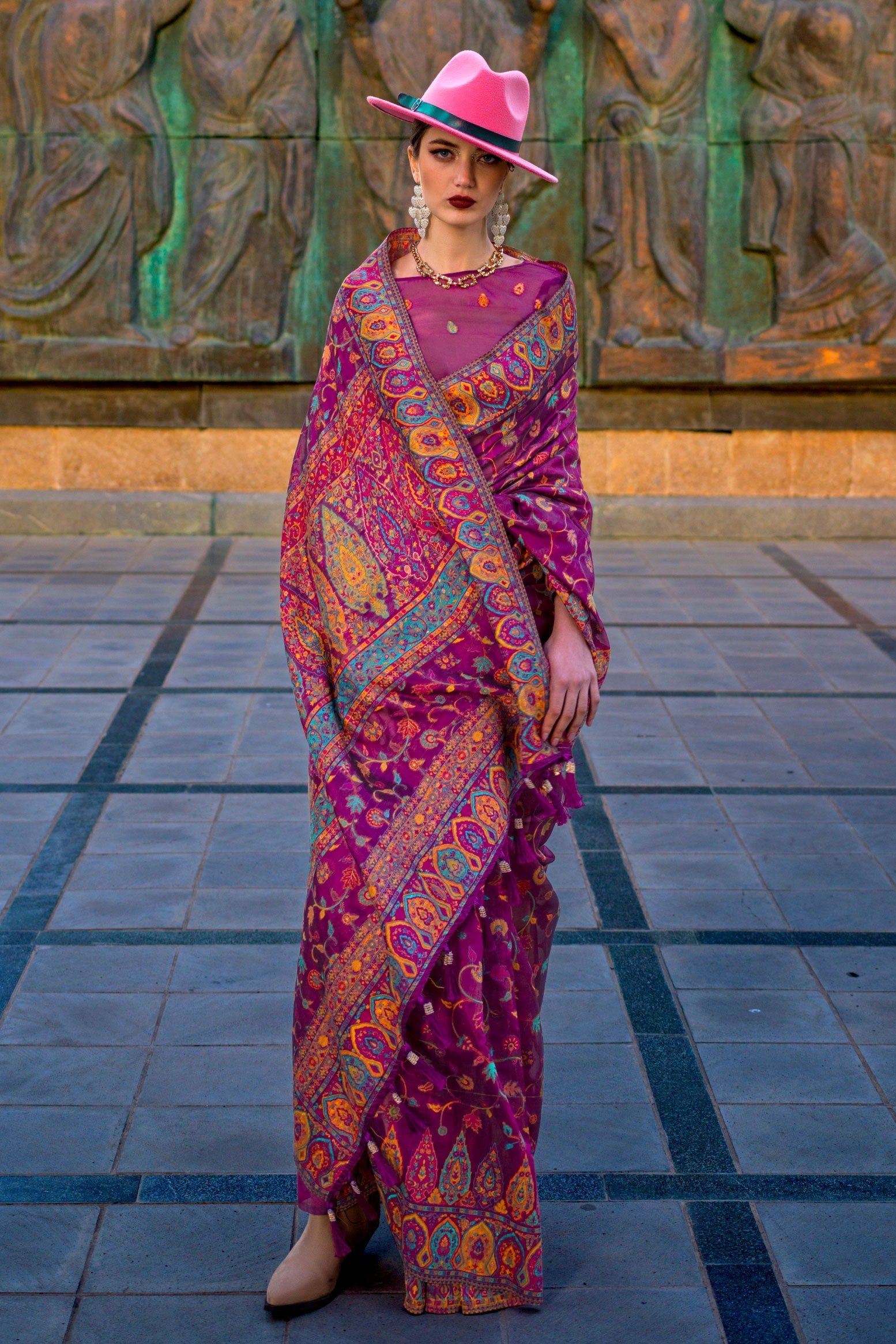 wine-woven-jamewar-kashmiri-organza-saree-zb130811_2_SareeButa.com