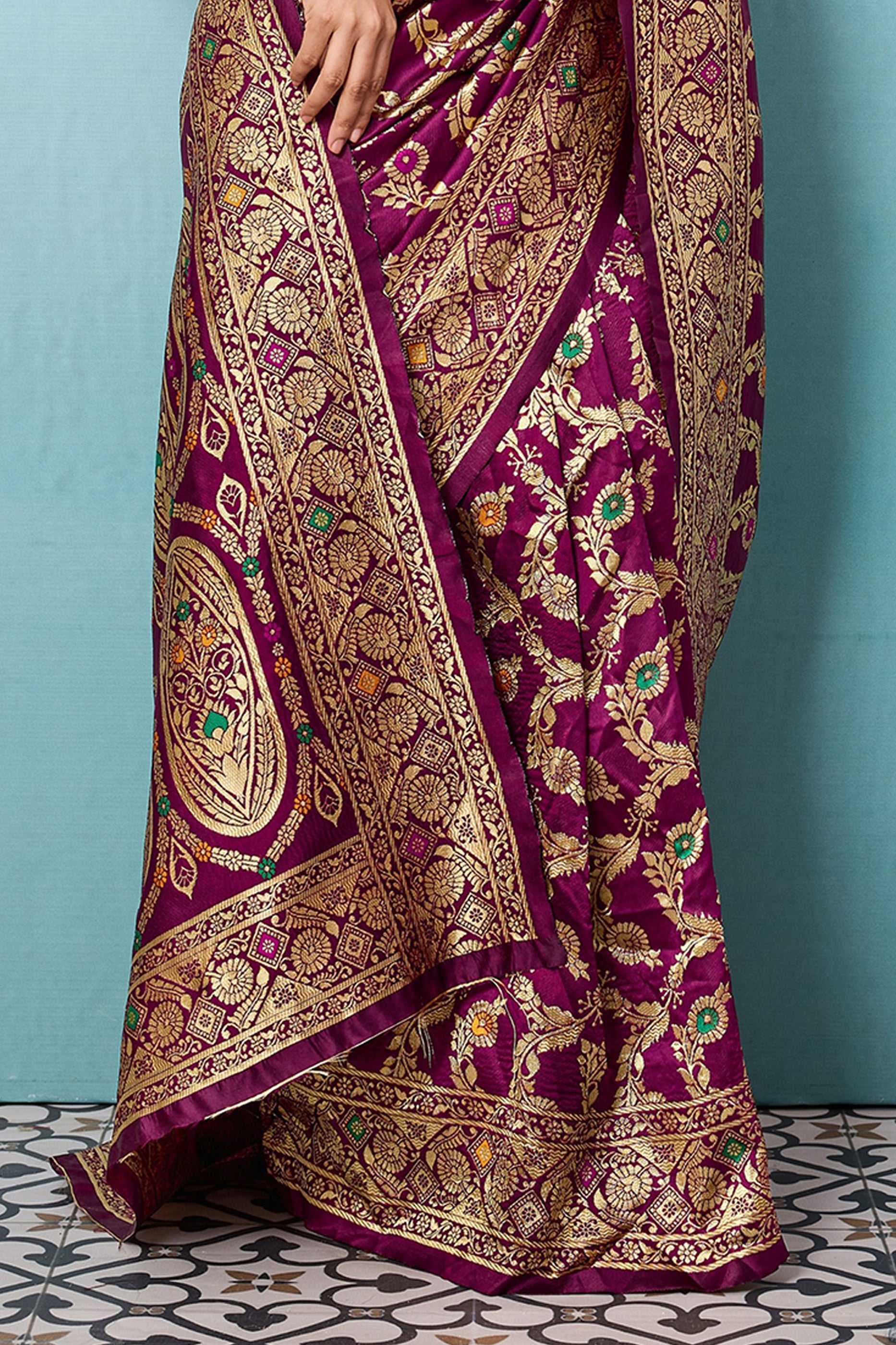 Wine Woven Banarasi Silk Saree-SAR12564_5_SareeButa.com