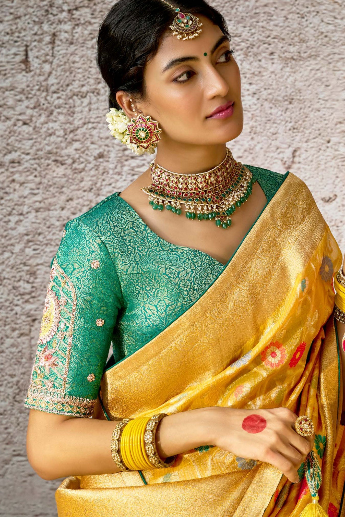 yellow-kora-silk-banarasi-saree-zb132914_2_SareeButa.com