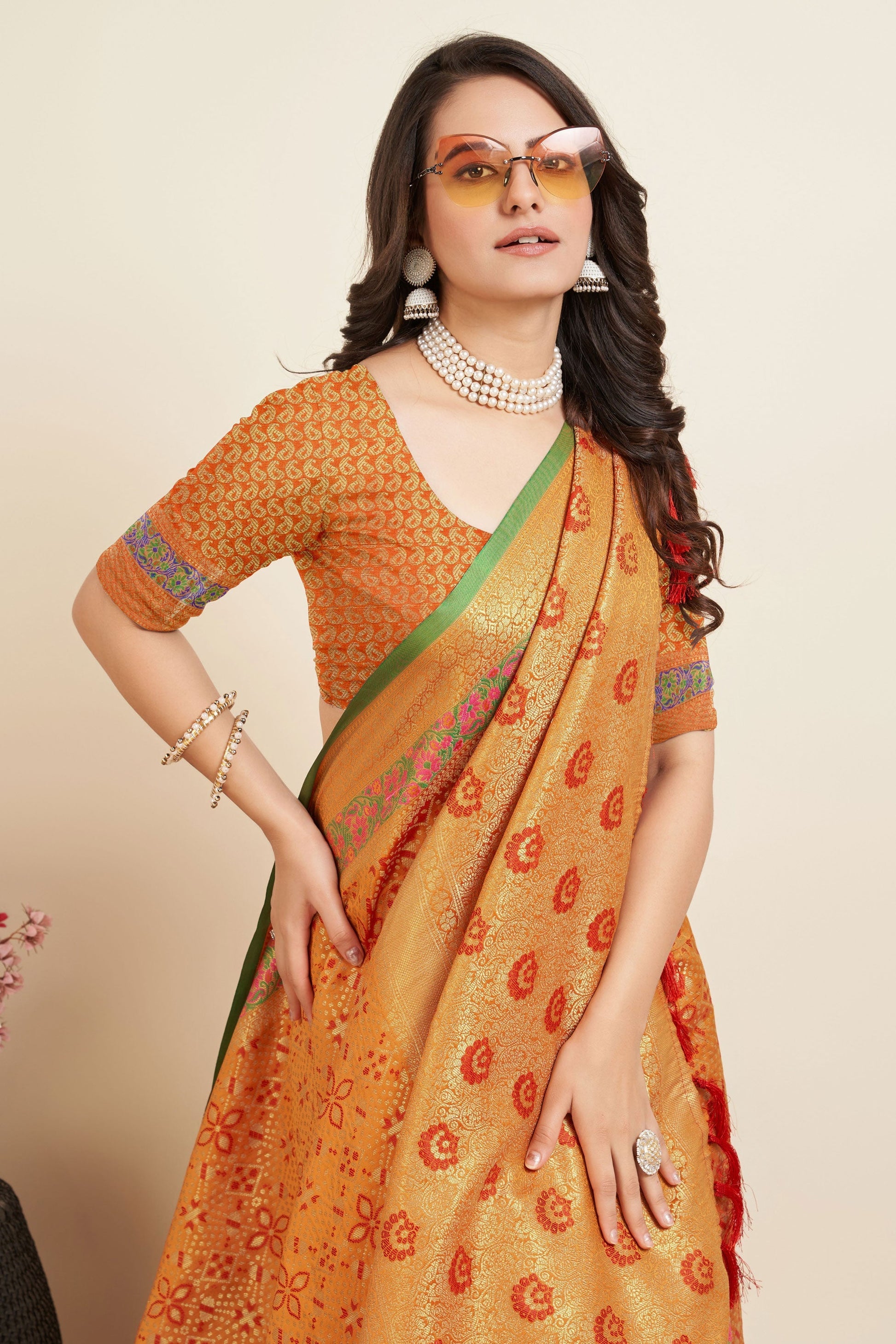 yellow-patola-silk-saree-zb130532_2_SareeButa.com