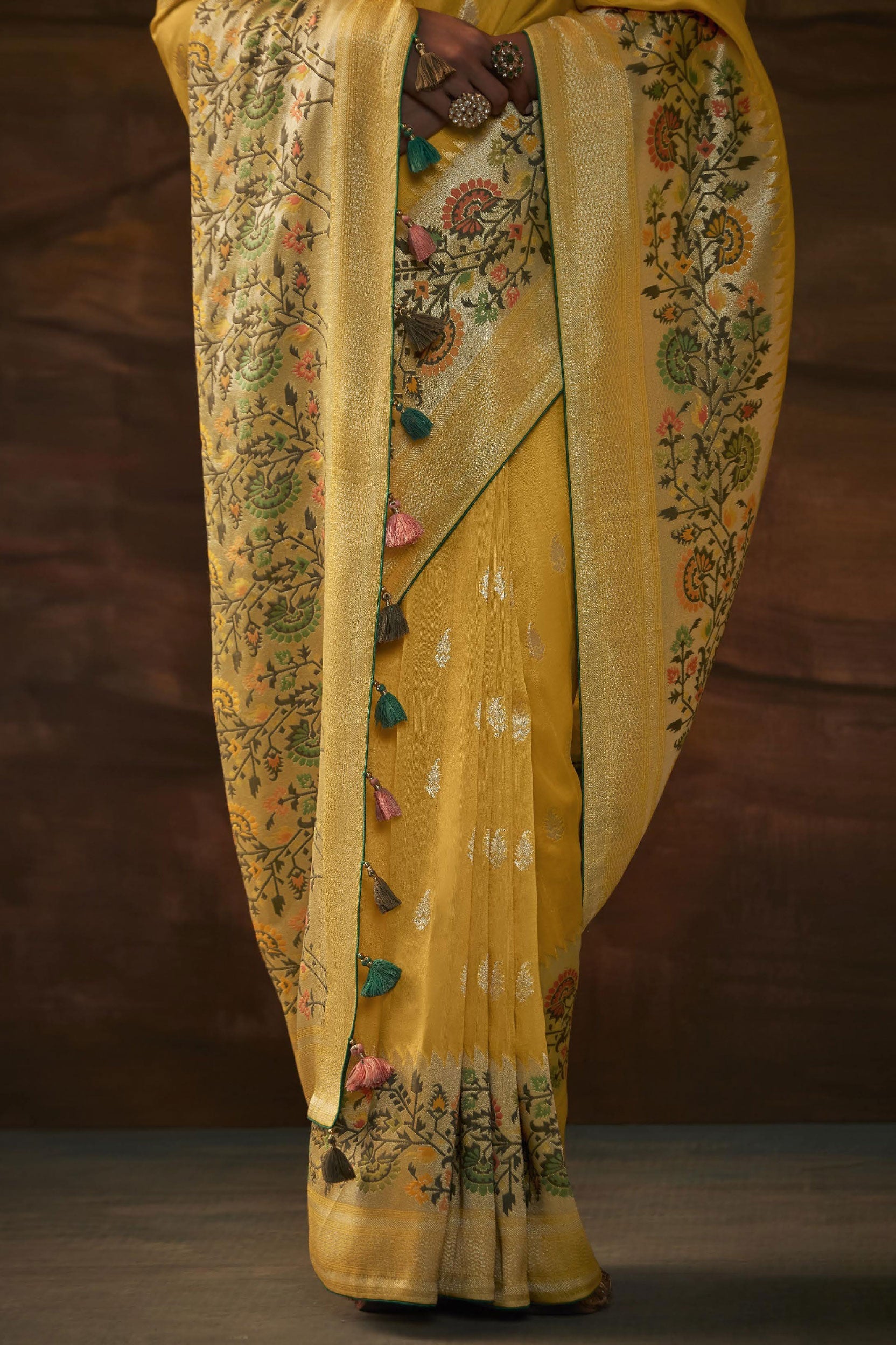 yellow-woven-paithani-silk-saree-zb131432_4_SareeButa.com