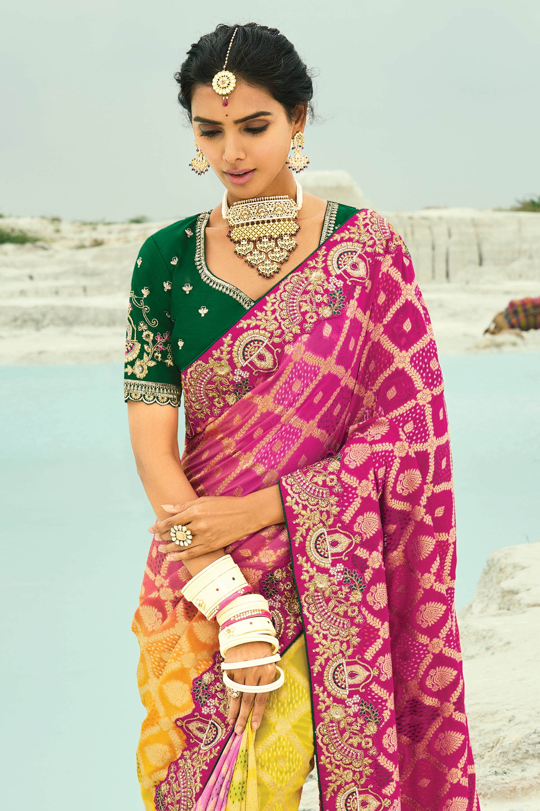 yellow-pink-georgette-bandhani-saree-sar10301_6_Sareebuta.com