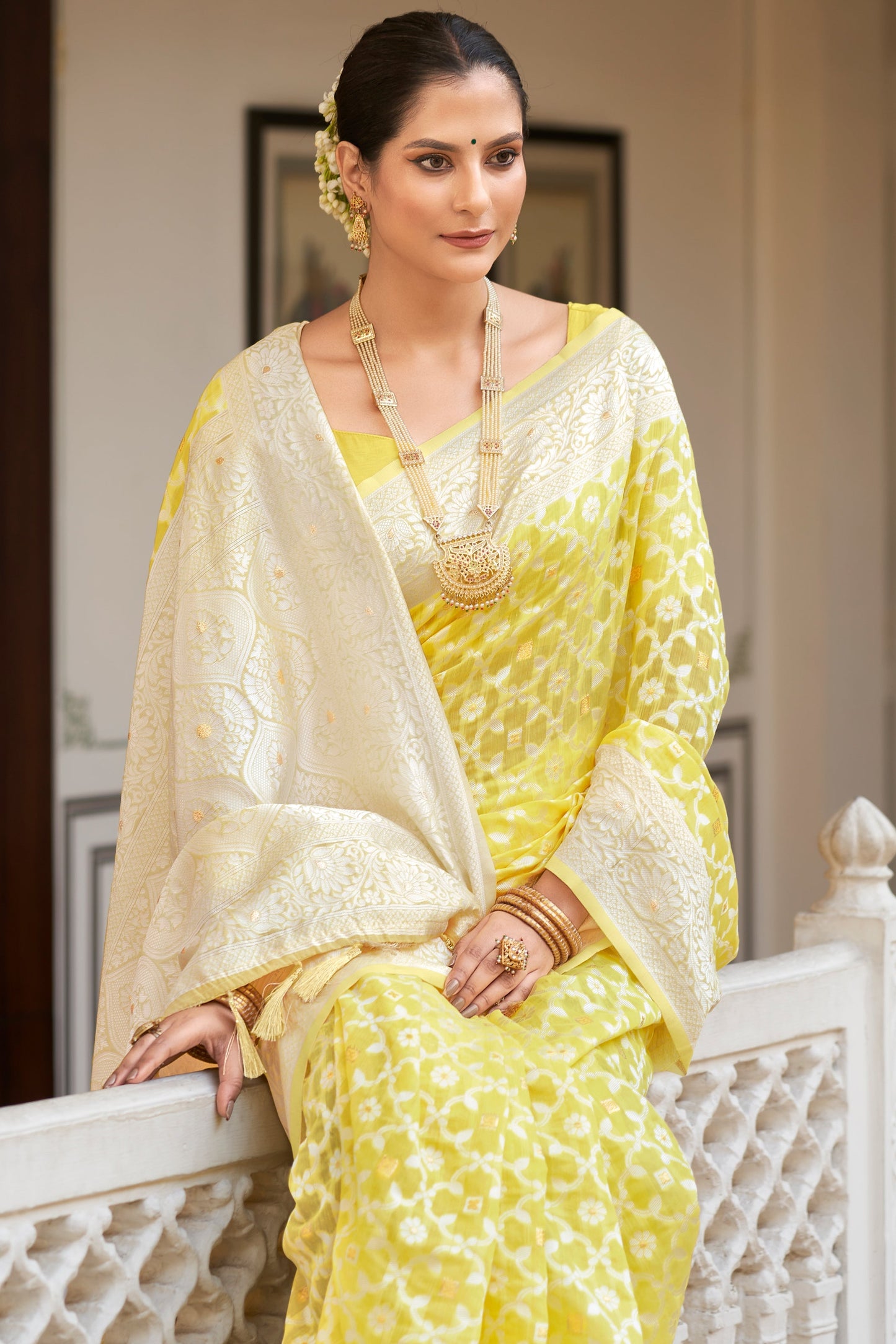 yellow-woven-cotton-saree-zb132454_2_SareeButa.com