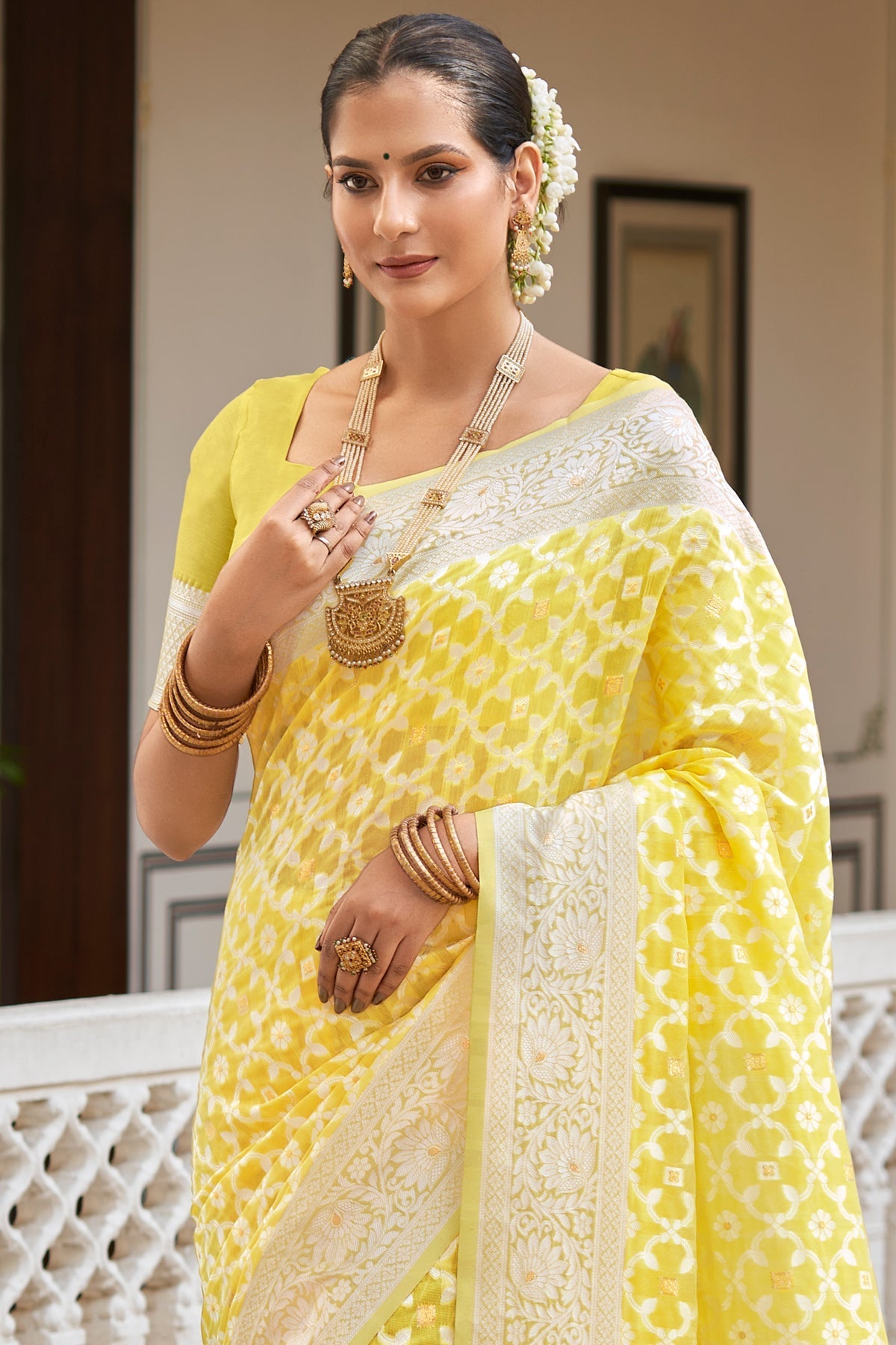 yellow-woven-cotton-saree-zb132454_3_SareeButa.com