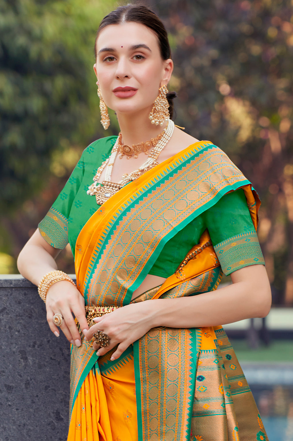 Yellow Silk Paithani Saree-ZB132429_2