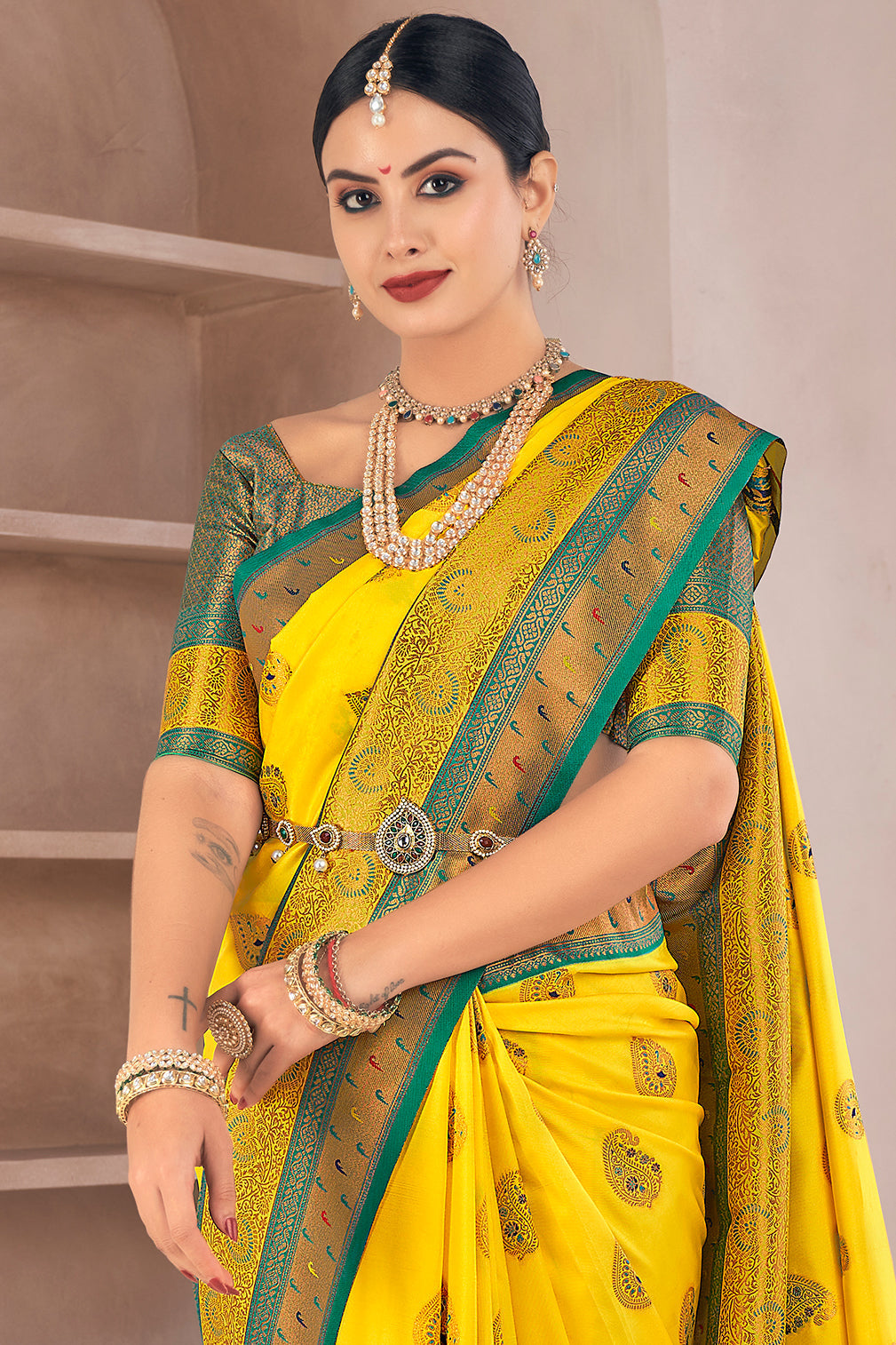 yellow-woven-silk-saree-zb132370_2_SareeButa.com