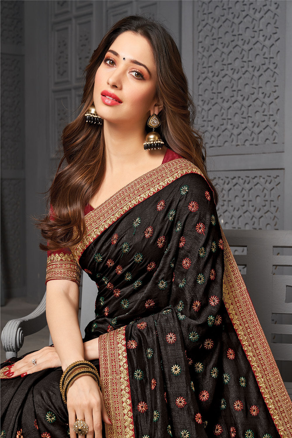 black-embroidered-saree-zb132549_2_SareeButa.com