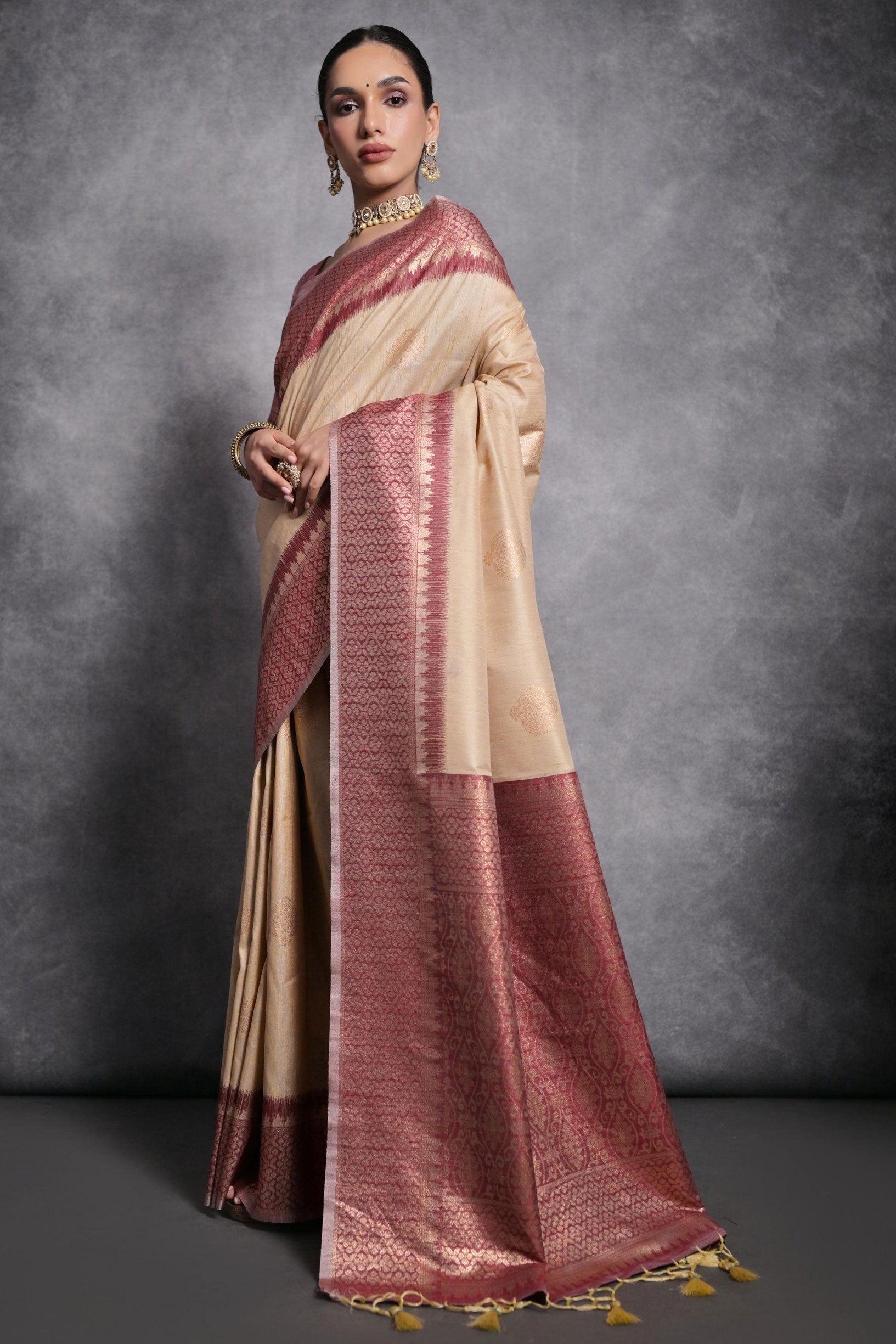 beige-tusser-silk-saree-zb130271_3_SareeButa.com