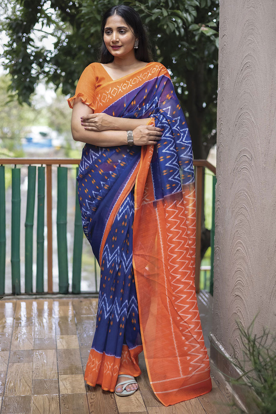 blue-linen-saree-zb130383_1_SareeButa.com