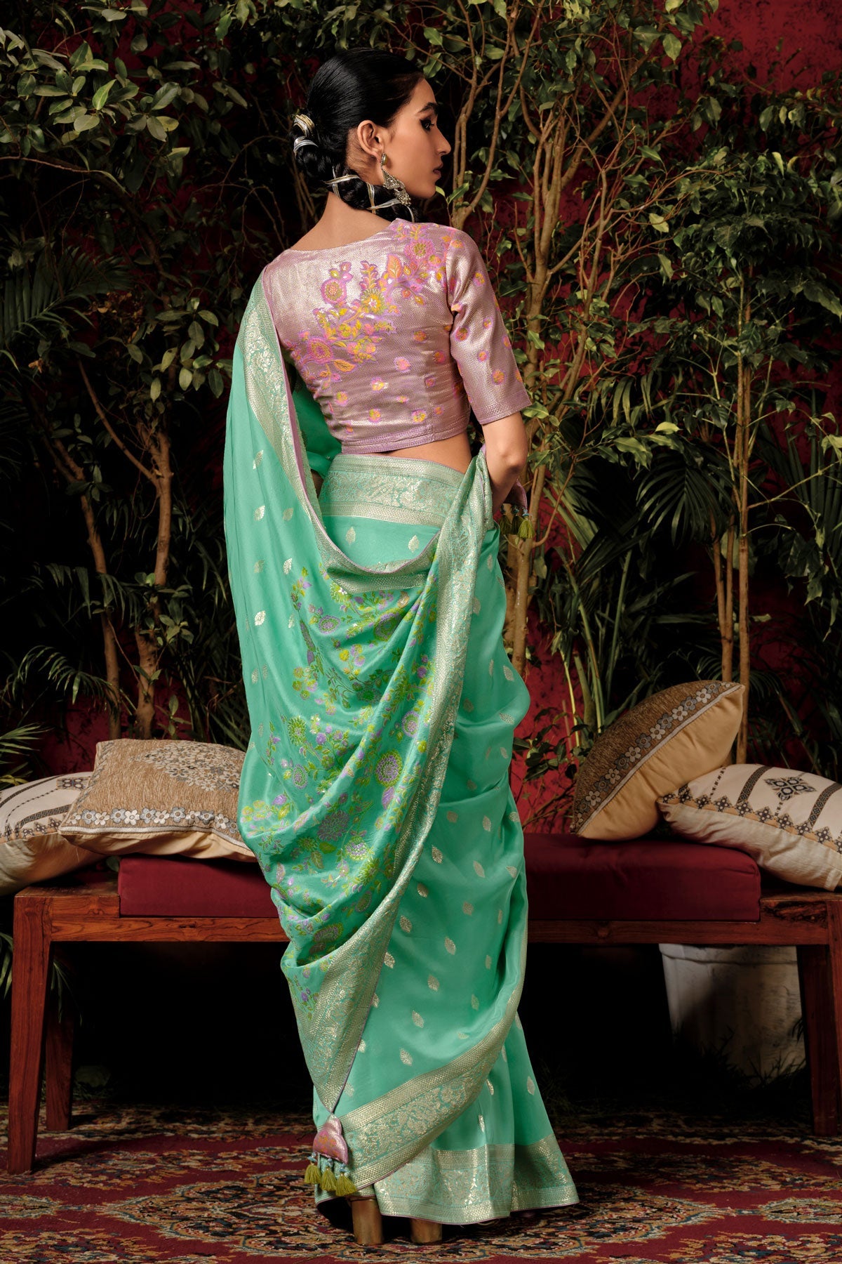 blue-silk-saree-zb130243_3_SareeButa.com