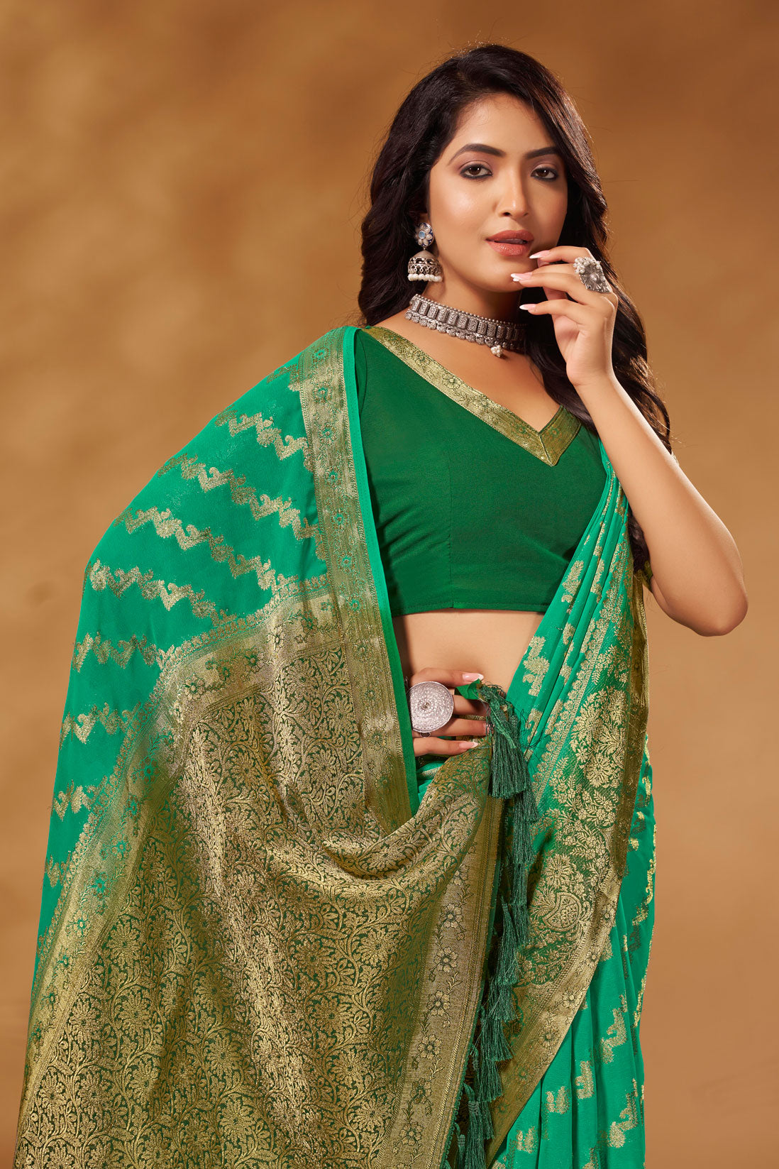 green-georgette-banarasi-saree-zb130295_2_SareeButa.com