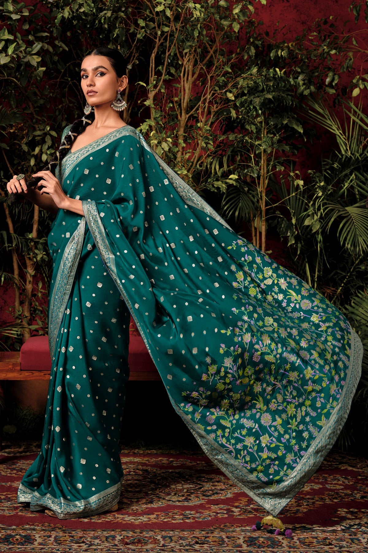 green-silk-saree-zb130248_3_SareeButa.com